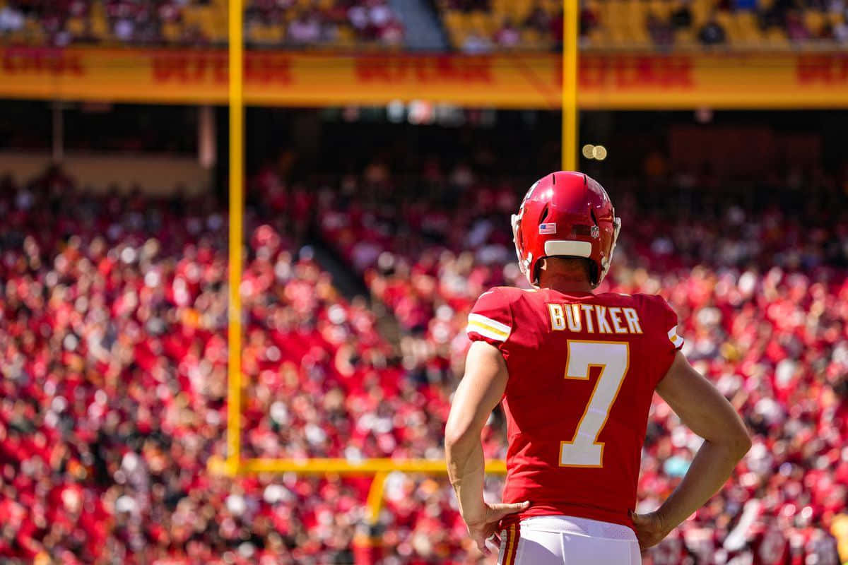 Harrison Butker, number 7, red jersey, SD Desktop Wallpaper