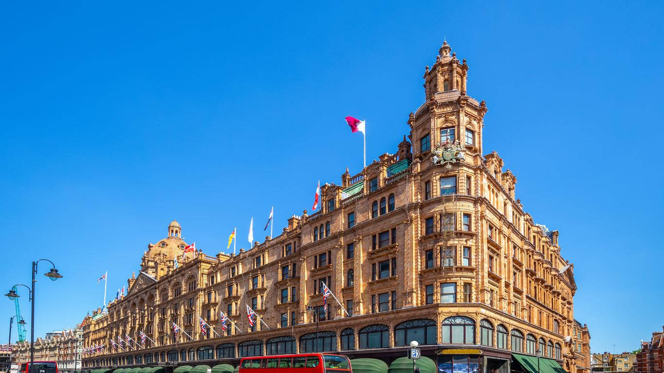 Harrods, golden building, flags, HD Desktop Wallpaper