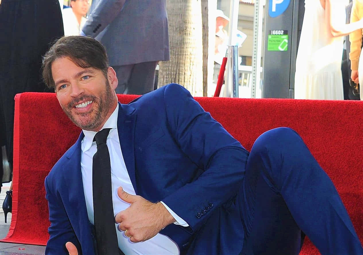 Harry Connick Jr, blue suit, red carpet, SD Desktop Wallpaper