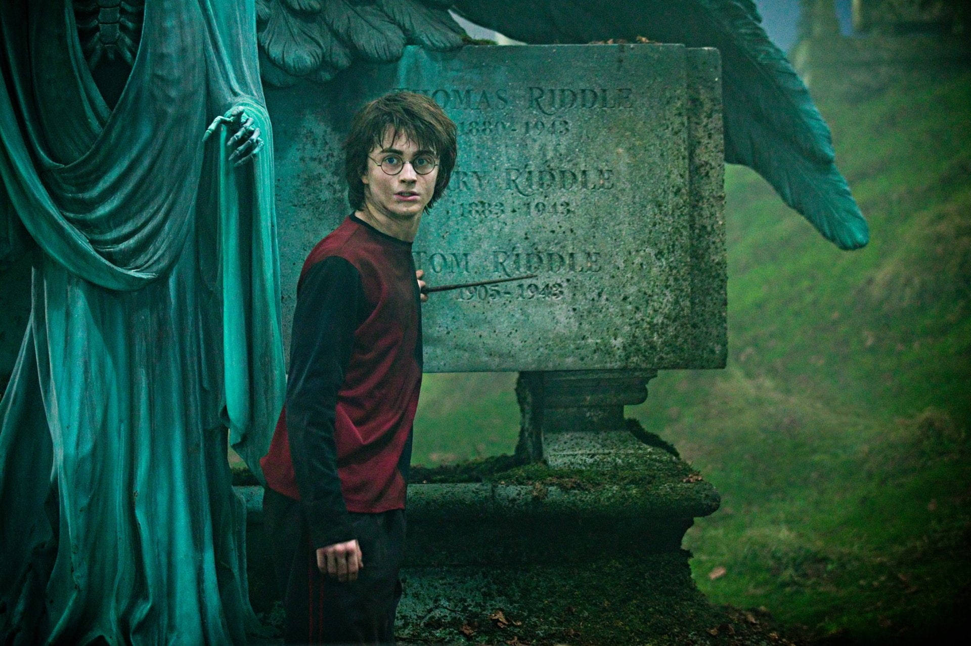 Harry Potter, stone statue, mossy tombstone, Full HD Desktop Wallpaper