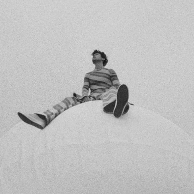 Harry Styles, black and white, newsprint, SD Desktop Wallpaper