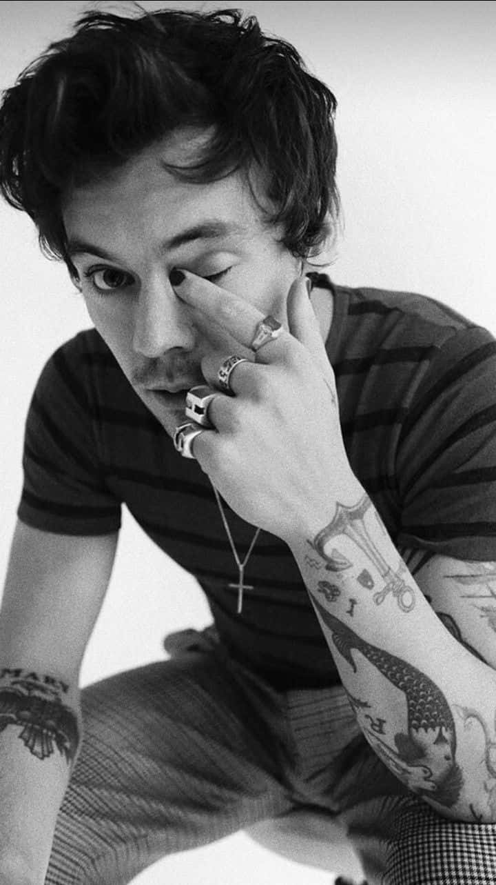 Harry Styles, black and white, tattooed man, HD Phone Wallpaper