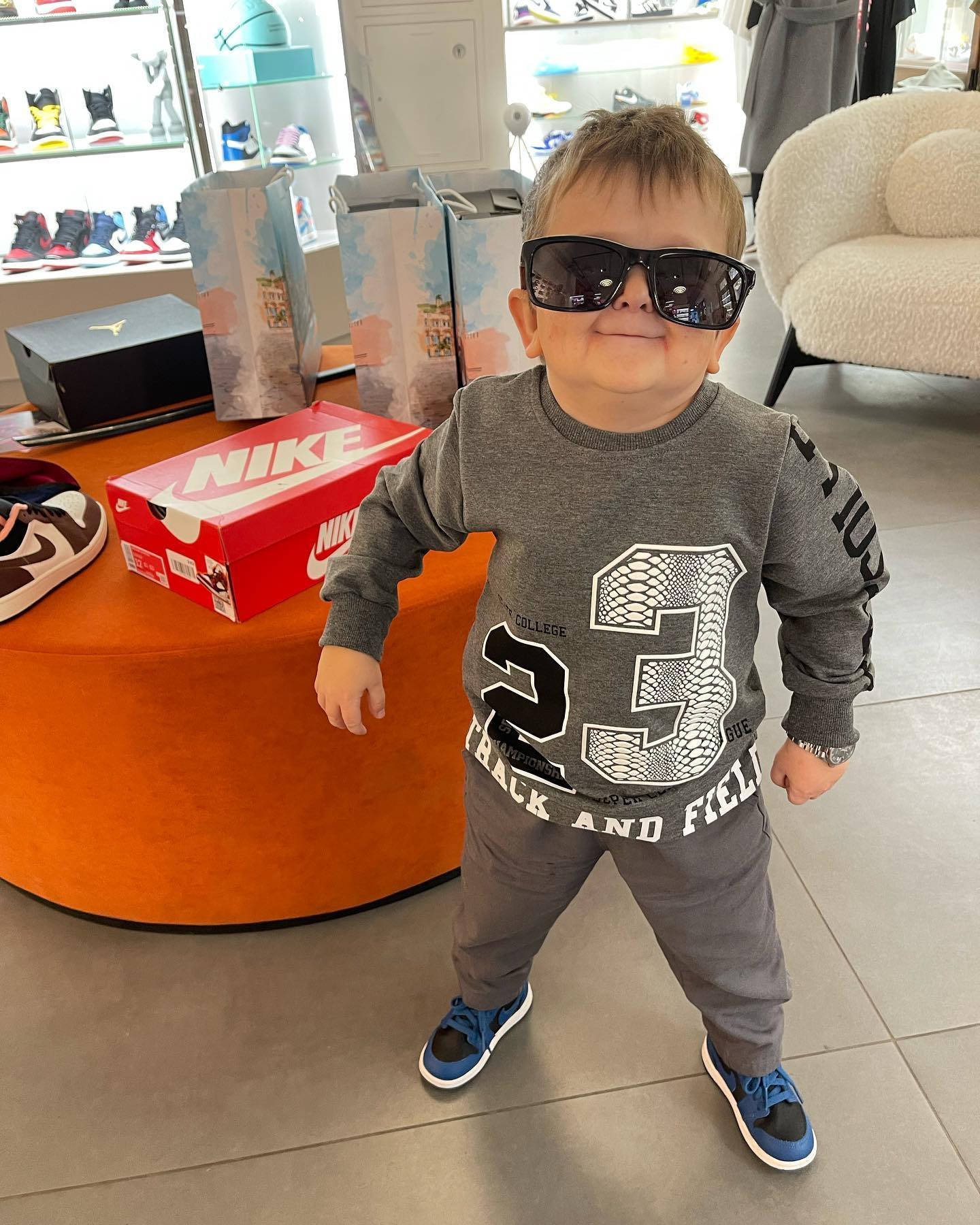 Hasbulla, oversized sunglasses, grey athletic wear, HD Phone Wallpaper