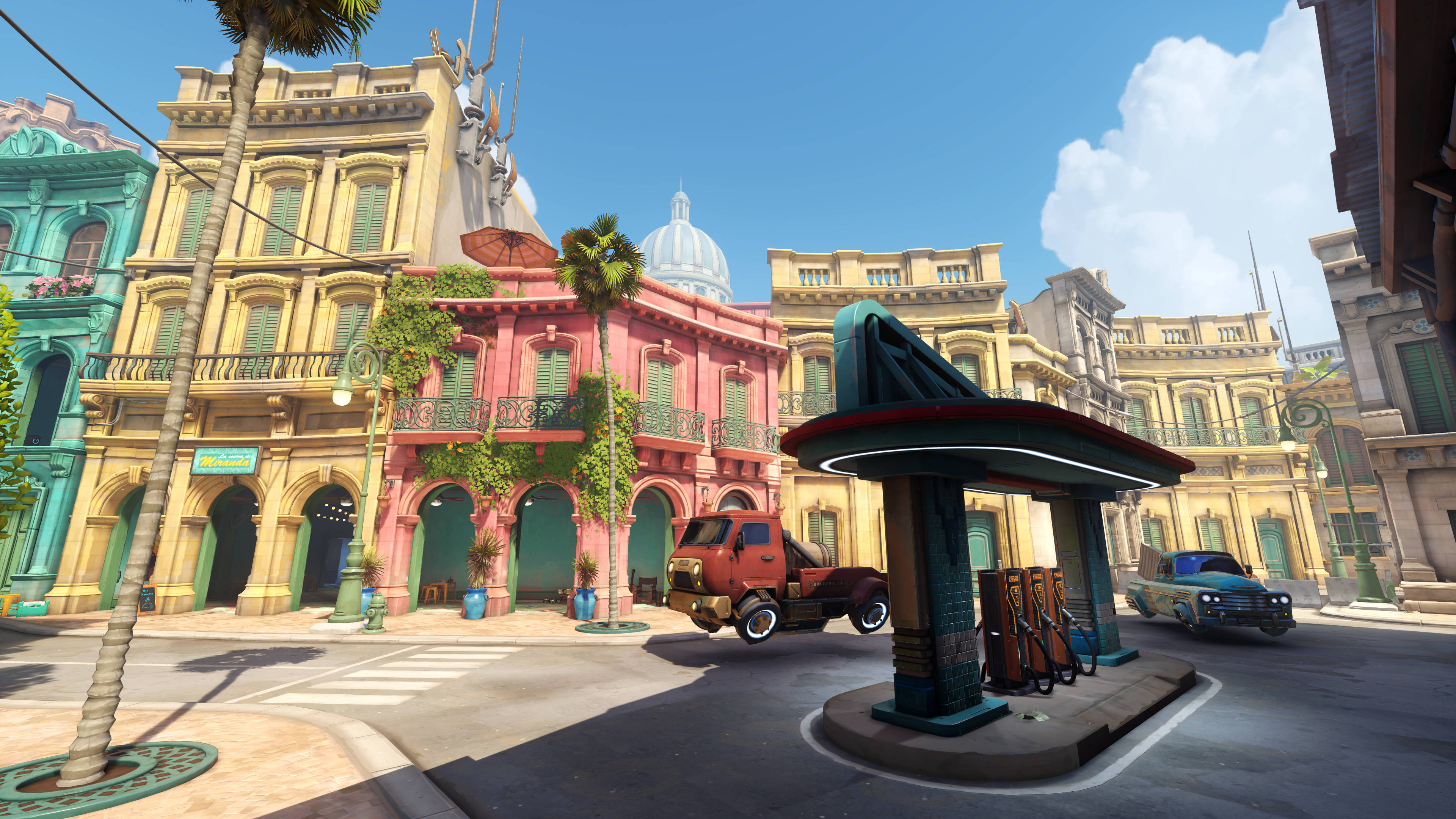 Havana, colorful colonial buildings, palm trees, 4K Desktop Wallpaper