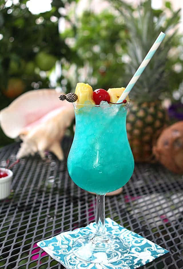 blue hawaii, tropical cocktail, pineapple cherry, SD Phone Wallpaper