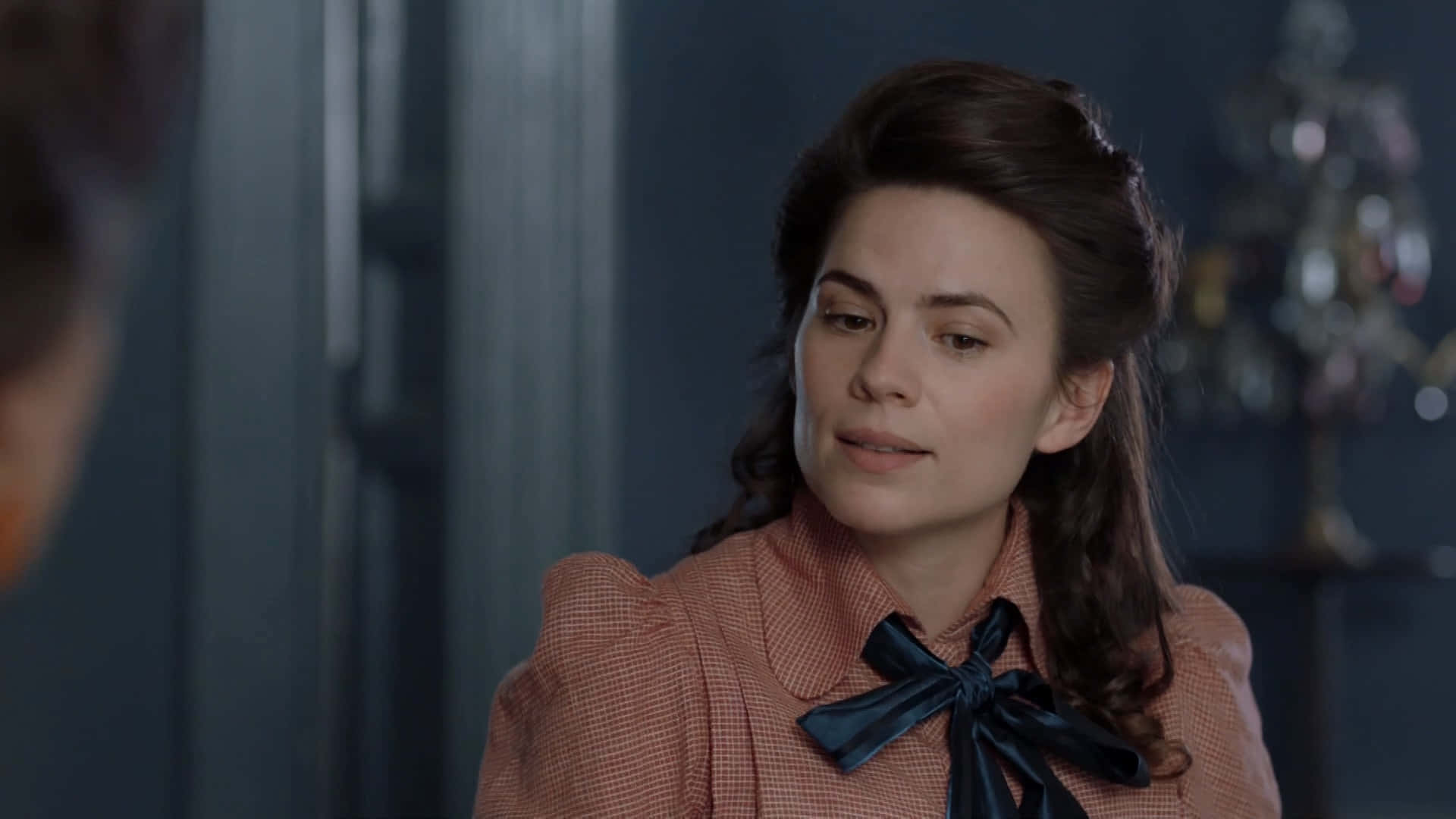 Hayley Atwell, vintage pink checkered blouse, navy bow, Full HD Desktop Wallpaper