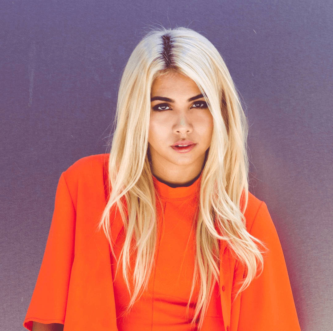 Hayley Kiyoko, long blonde hair, bold makeup, SD Desktop Wallpaper