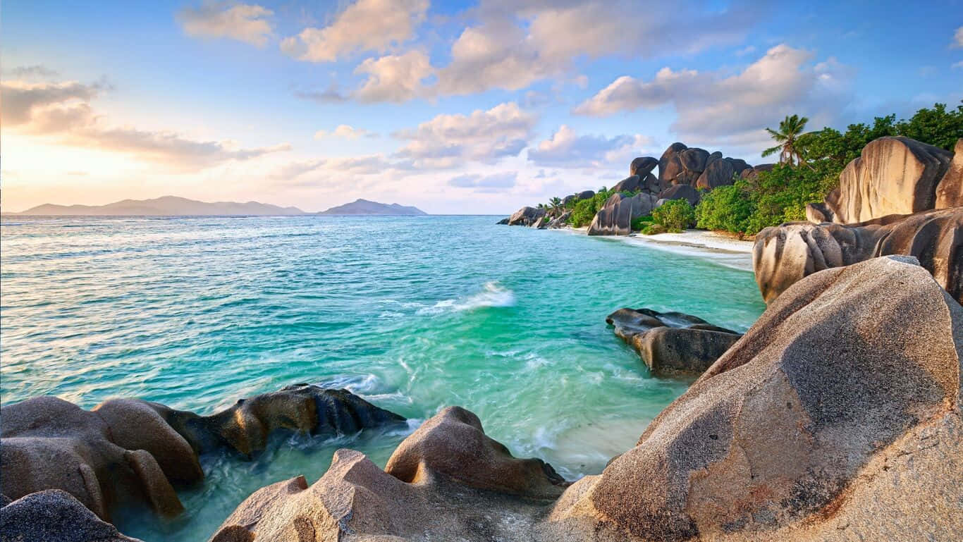 HD Beach, turquoise waters, granite boulders, HD Desktop Wallpaper