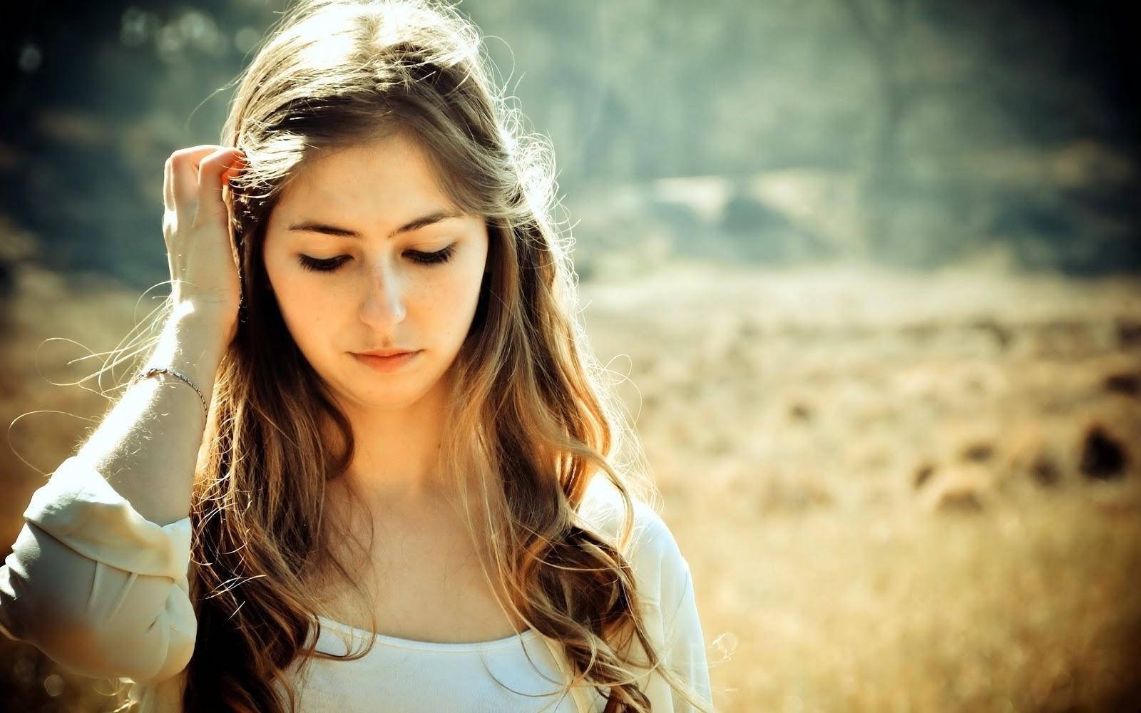 HD Girl, long brown hair, sunlit field, HD Desktop Wallpaper