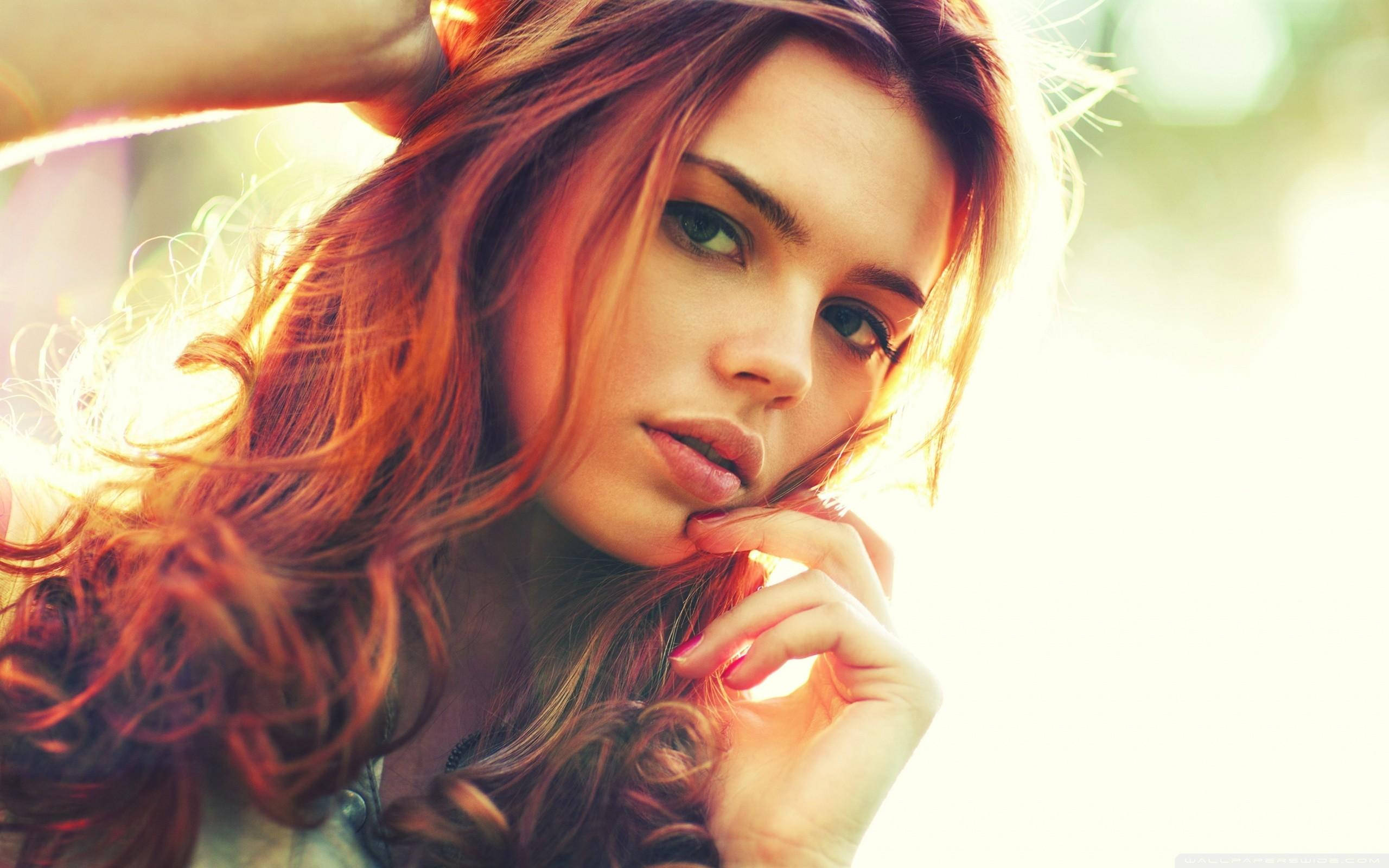 HD Girl, red hairstyle, auburn hair, 2K Desktop Wallpaper