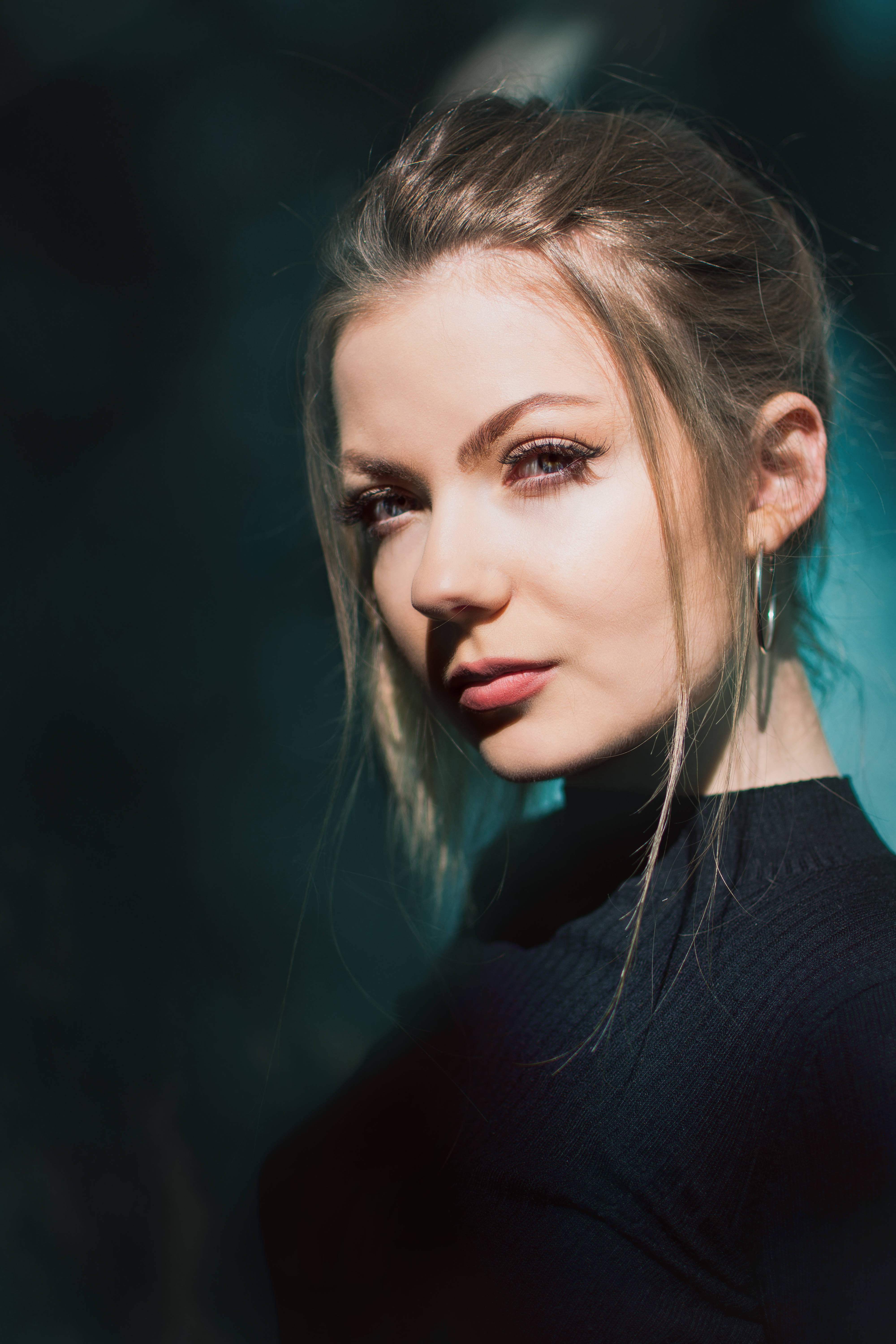 HD Girl, blonde hair, striking eyes, 5K Phone Wallpaper