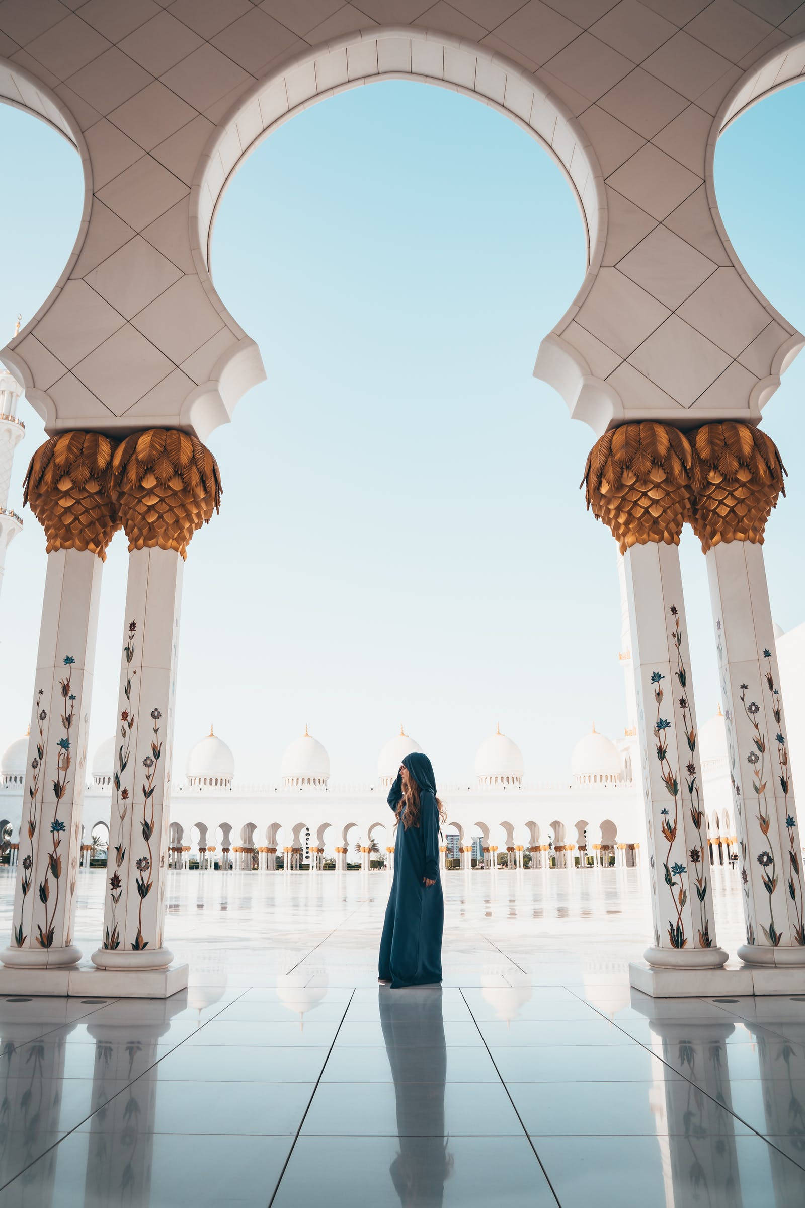 teal abaya, grand white arches, golden capitals, Full HD Phone Wallpaper