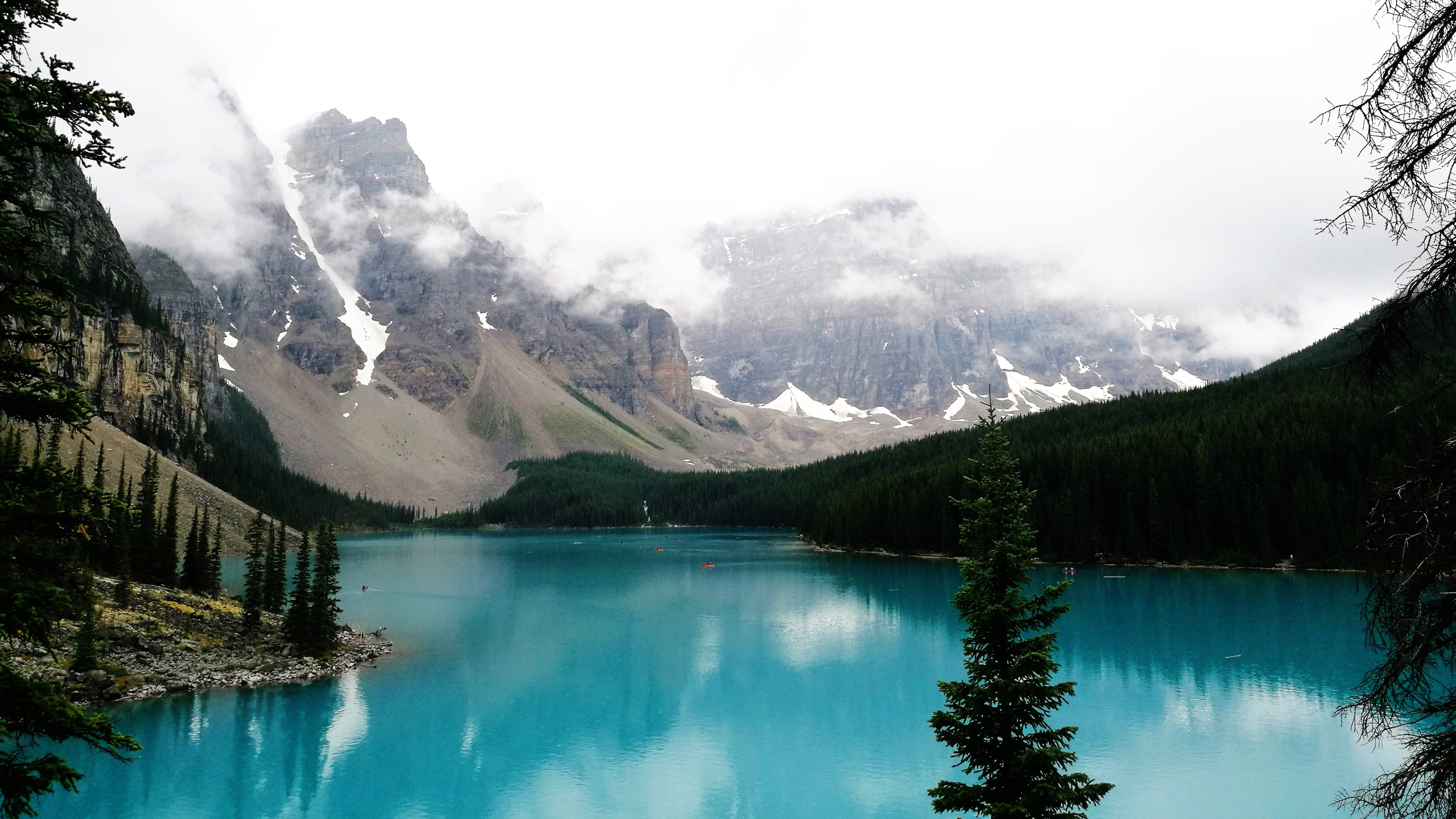 blue lake, turquoise lake, snow-dusted mountains, 4K Desktop Wallpaper