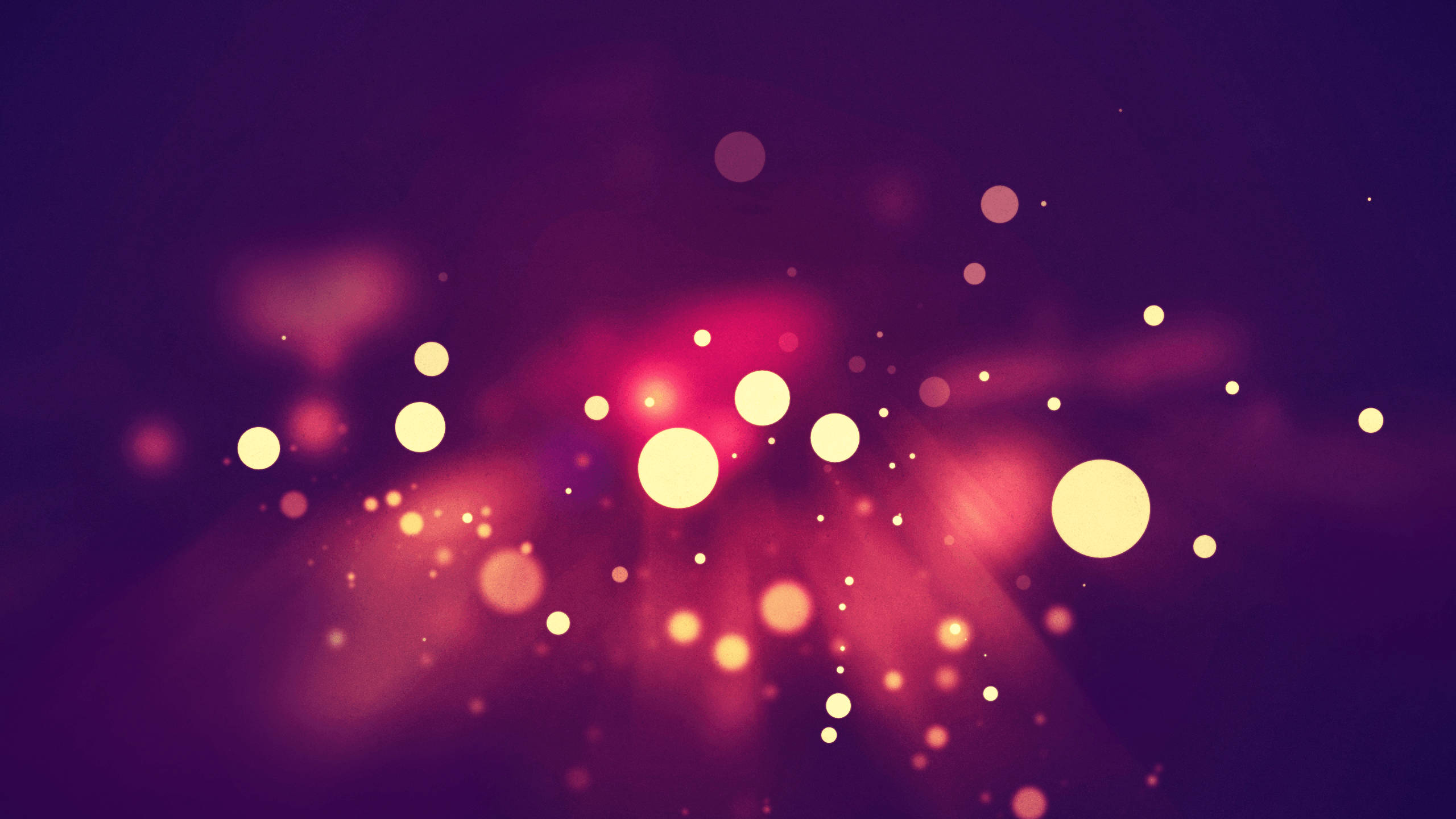 Purple Pink HD Light, vibrant purple and pink gradient, glowing golden bokeh lights, 2K Desktop Wallpaper