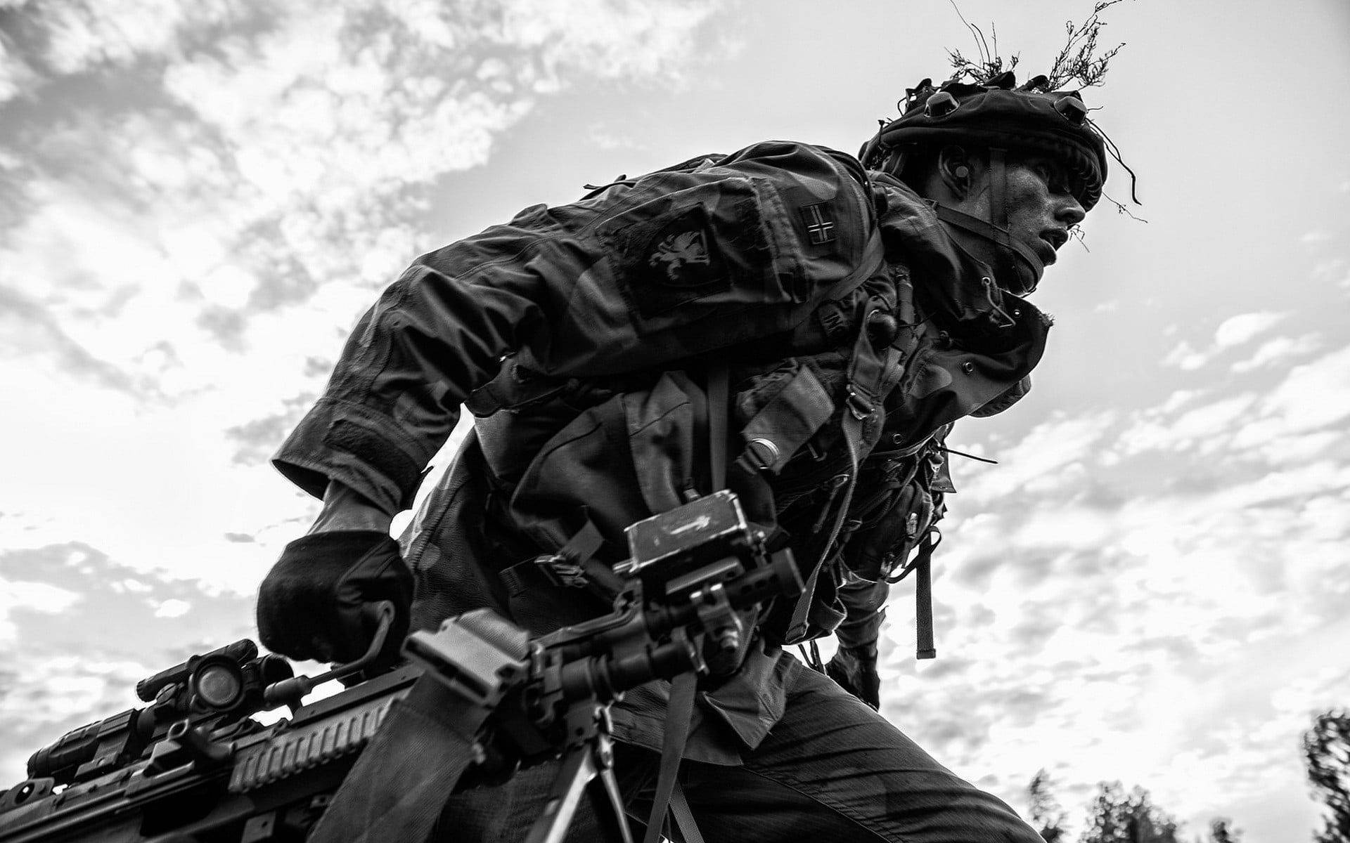soldier, full gear, rifle, Full HD Desktop Wallpaper