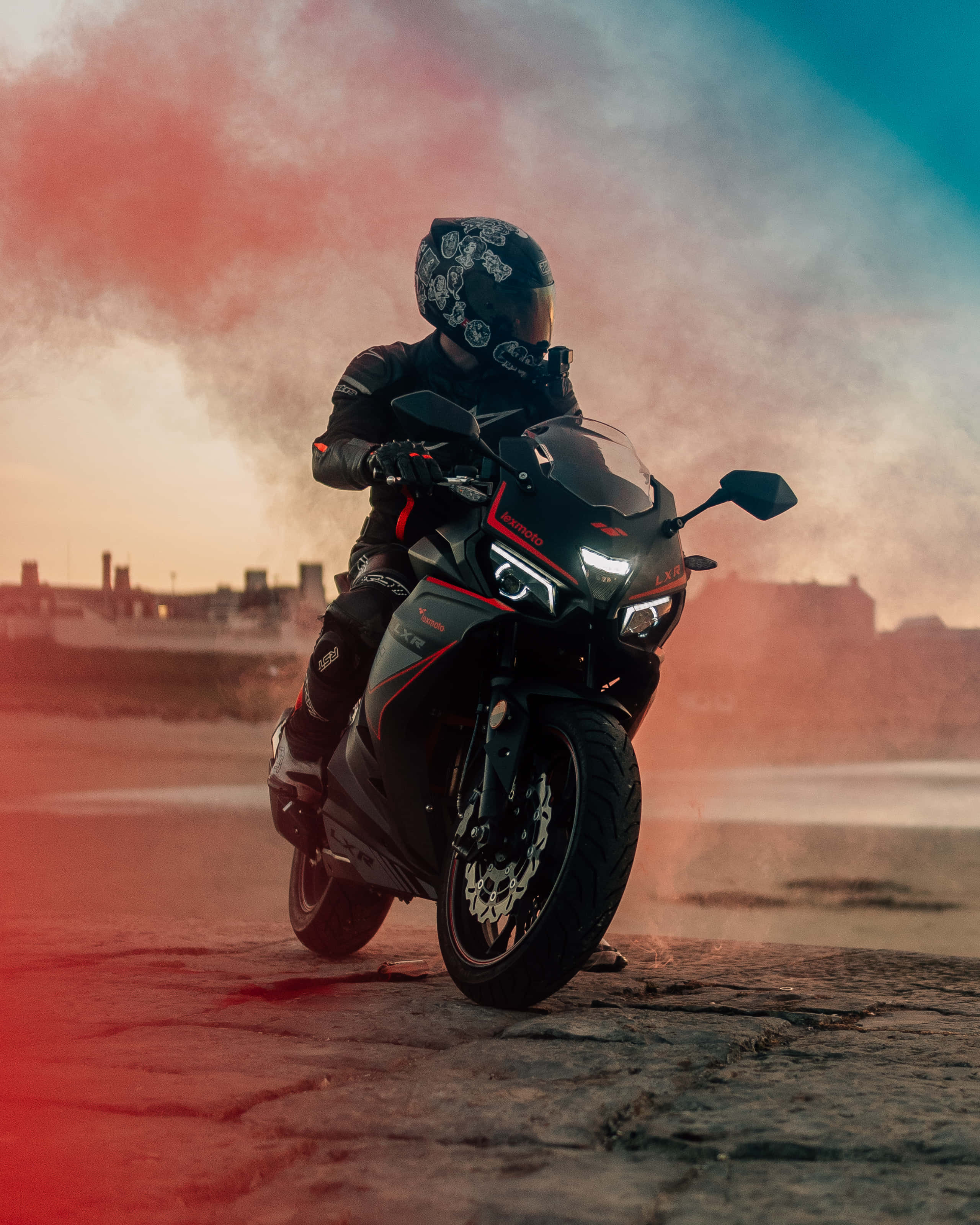 HD Motorcycle, black sport bike, cobblestone street, 2K Phone Wallpaper
