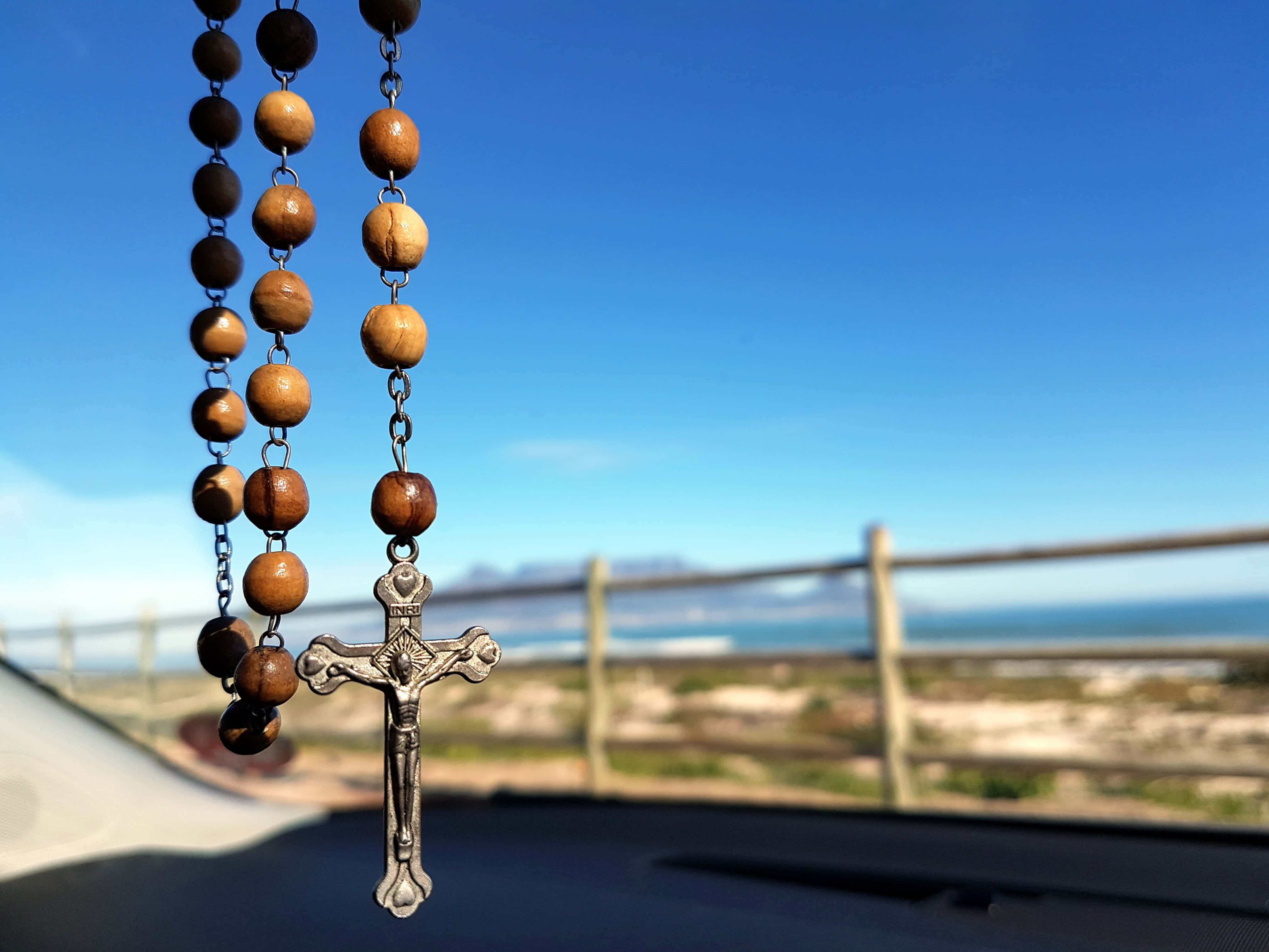 wooden rosary, silver crucifix, car mirror, 4K Desktop Wallpaper