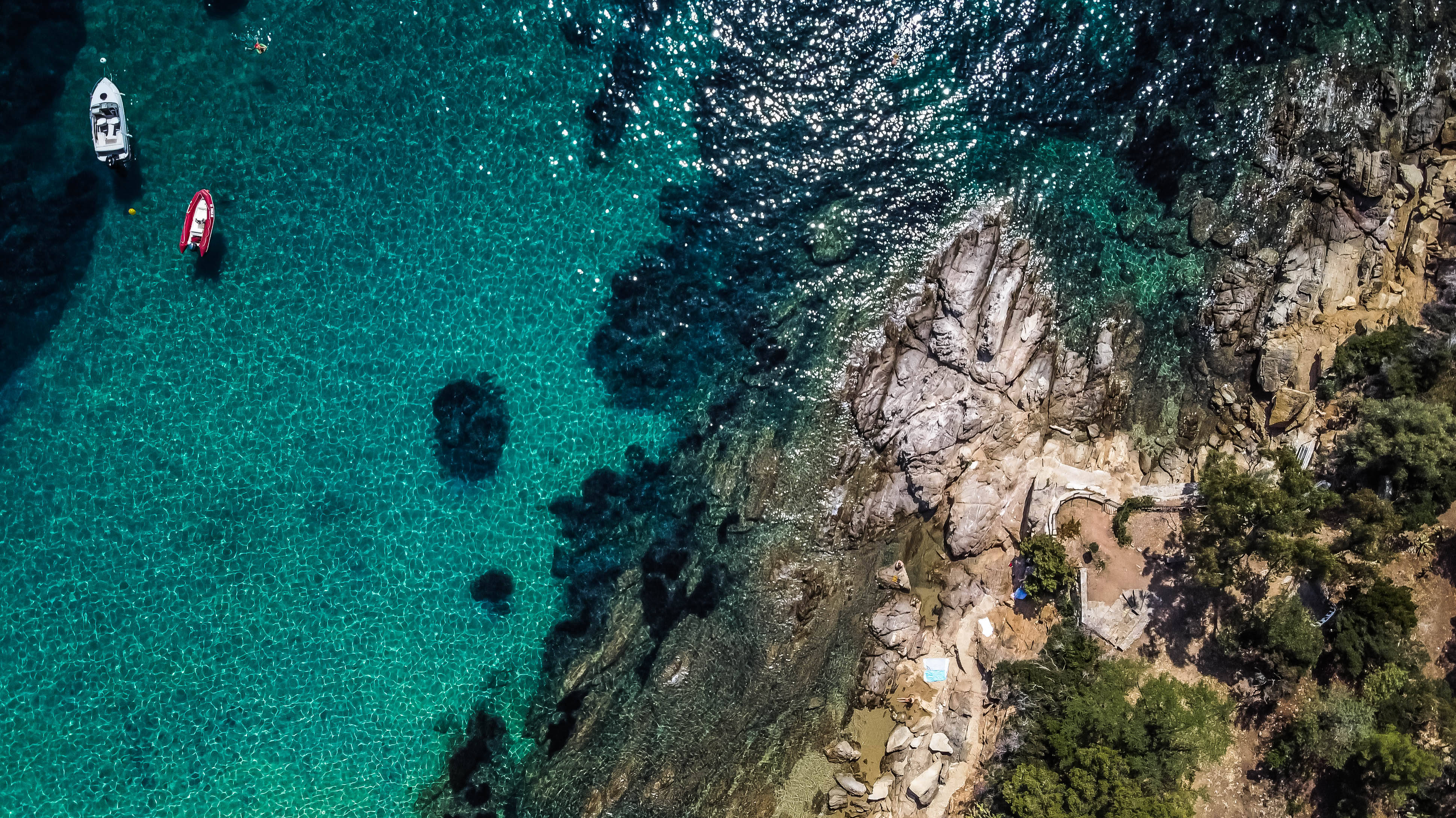 aerial ocean, turquoise waters, rocky coastline, 4K Desktop Wallpaper