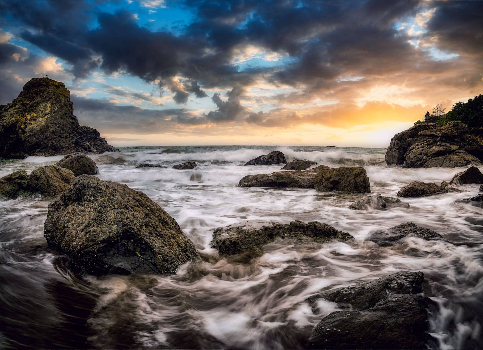 HD Water, rocks, sunset, HD Desktop Wallpaper