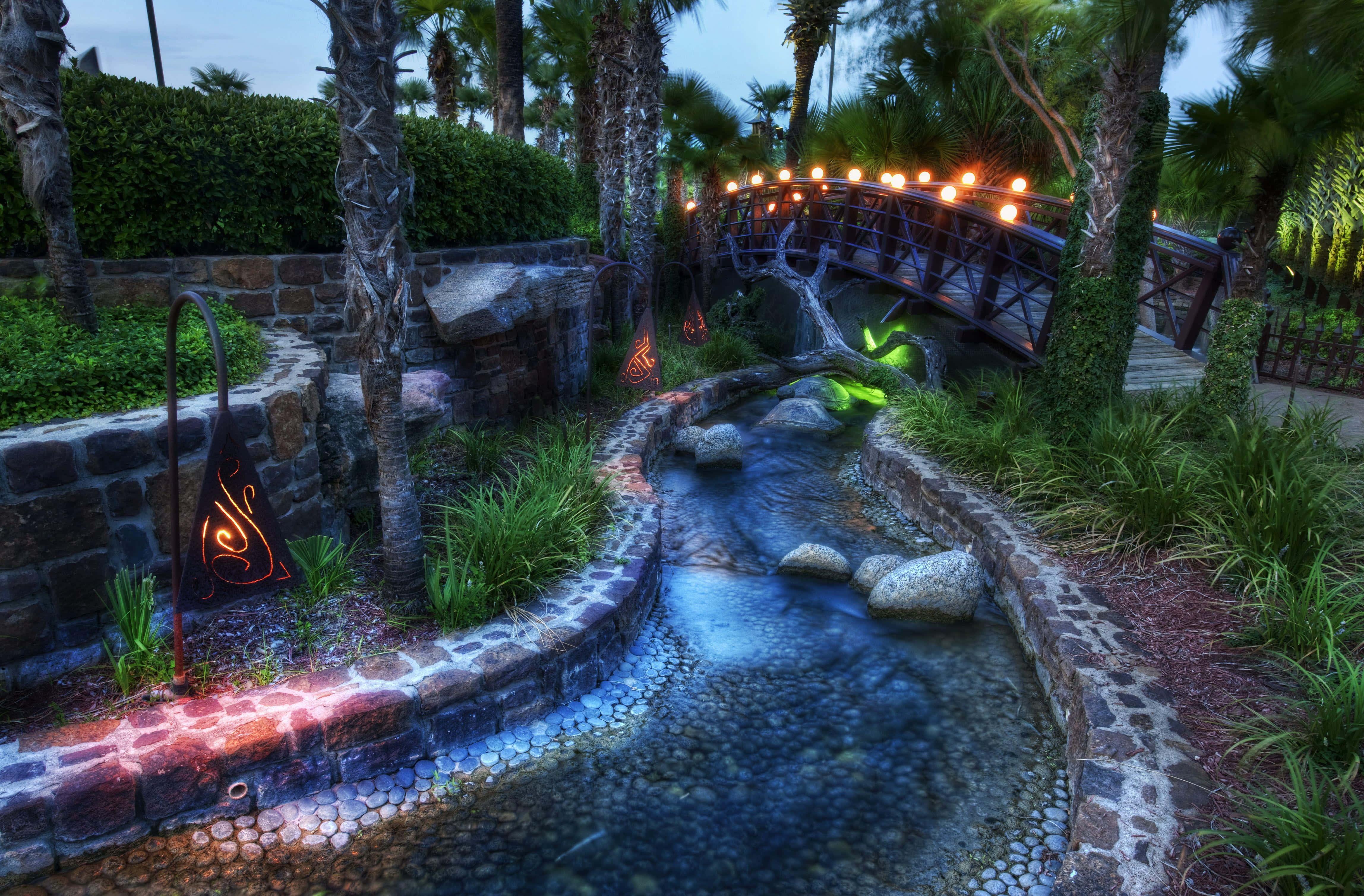 twilight bridge garden stream, arched bridge, palm trees, 4K Desktop Wallpaper