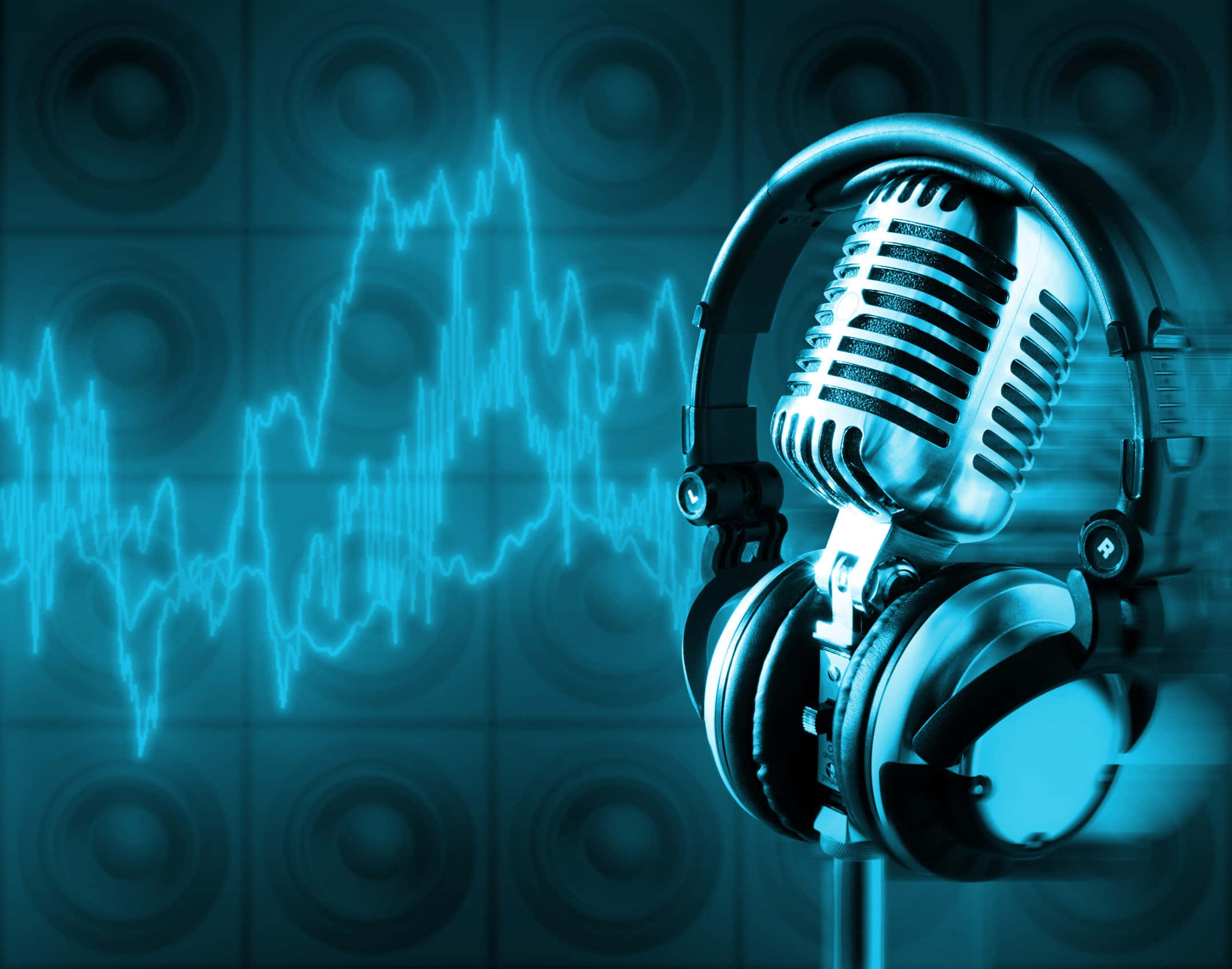 vintage microphone, headphones, cool blue light, Full HD Desktop Wallpaper