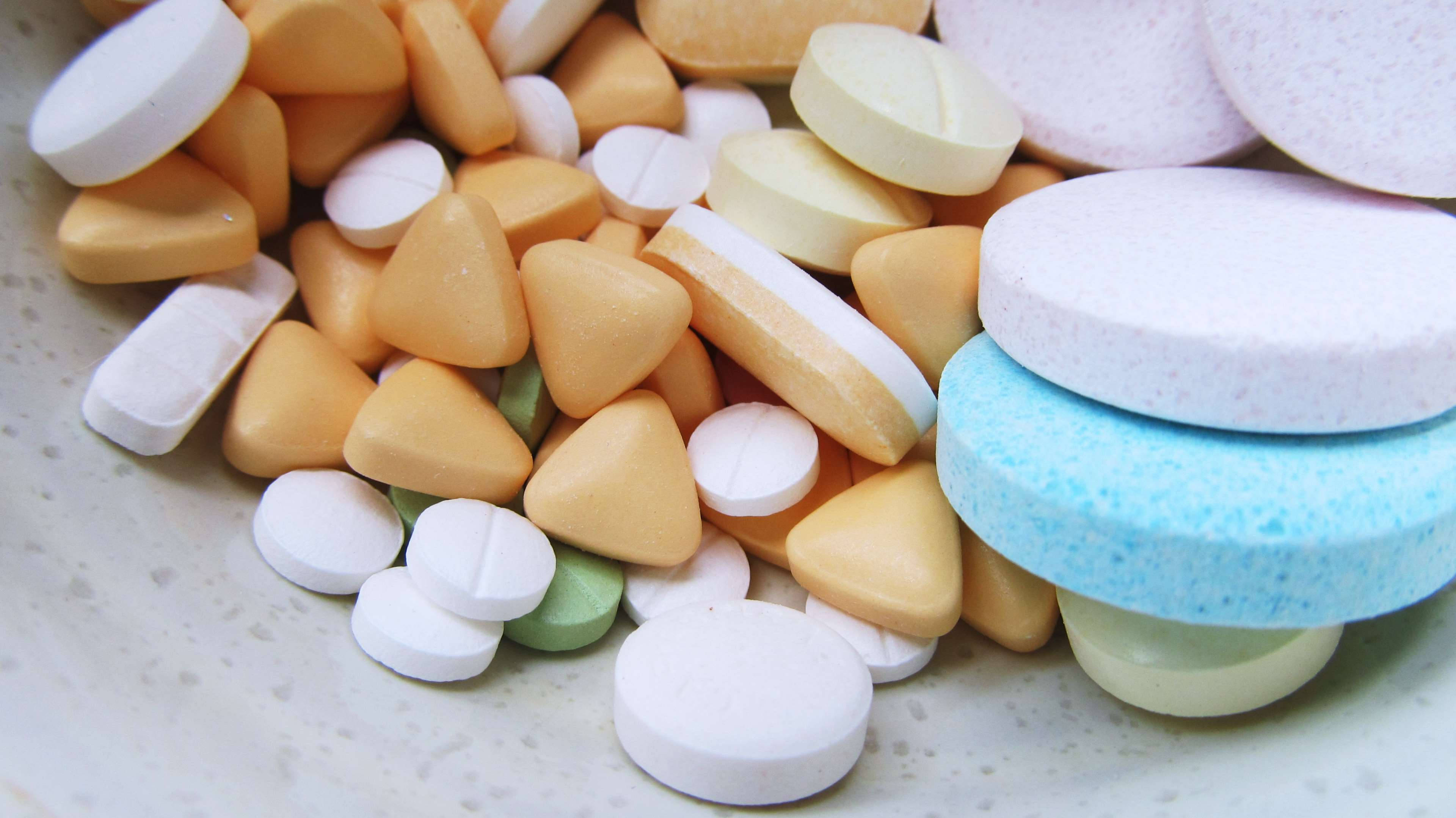 Healthcare Medicine Kinds, colorful pills, tablets, 4K Desktop Wallpaper