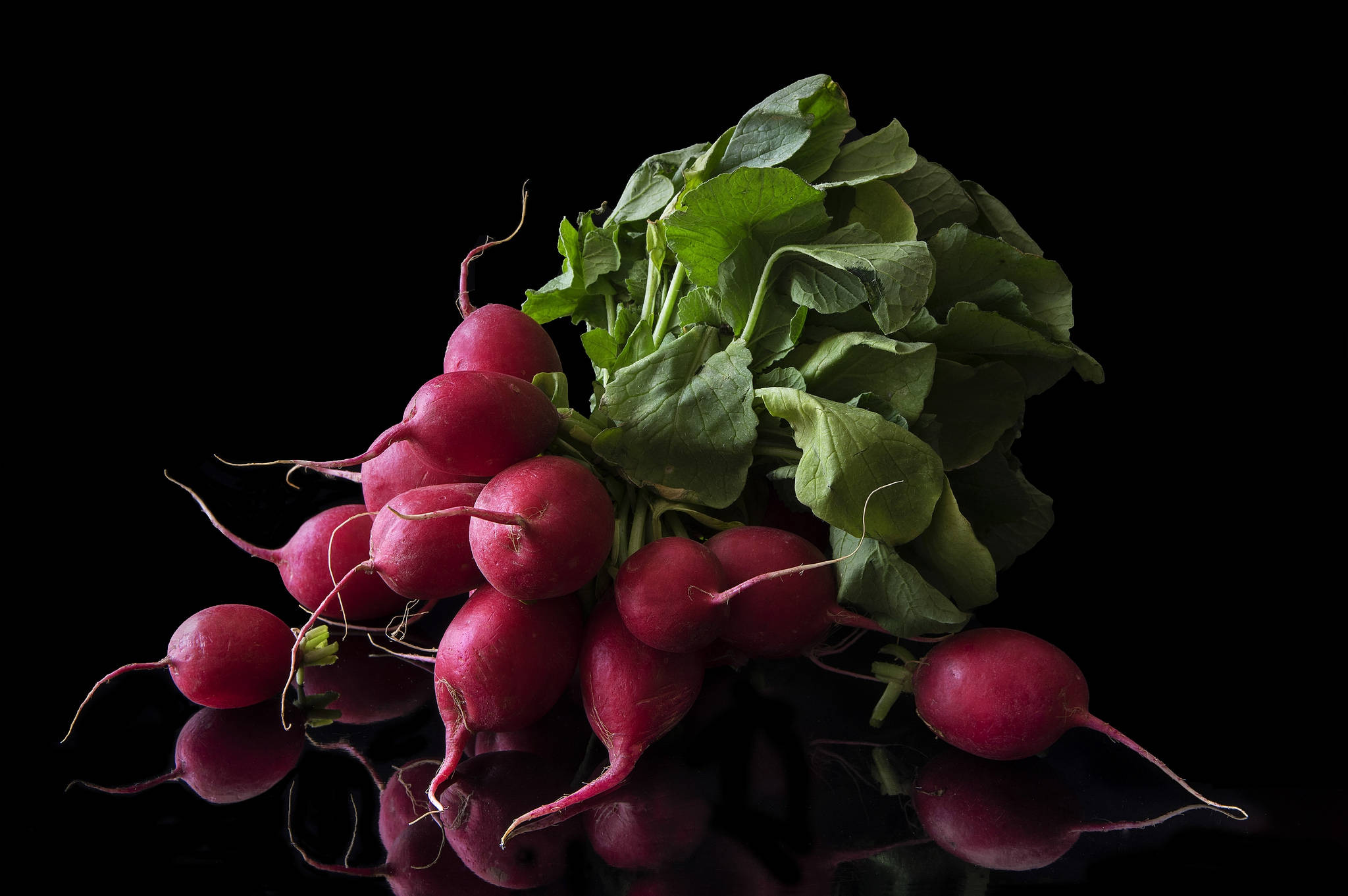 beetroot, radishes, lush green leaves, Full HD Desktop Wallpaper