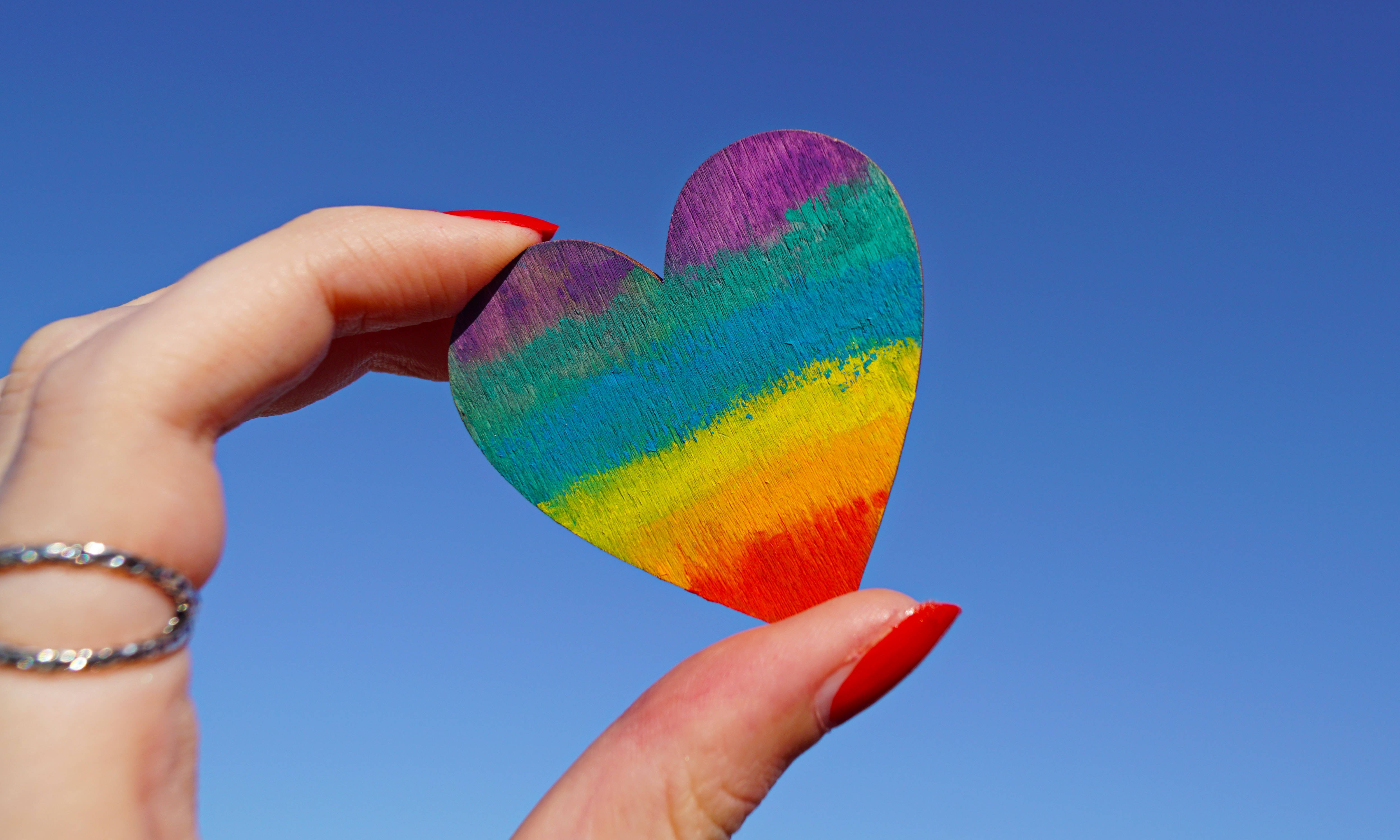 Heart iPhone, rainbow, wooden heart, 4K Desktop Wallpaper