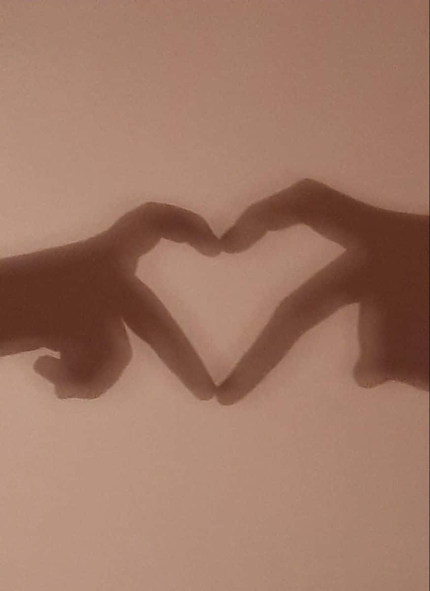 Couple Hands Heart PFP, heart shape, soft shadow, SD Phone Wallpaper
