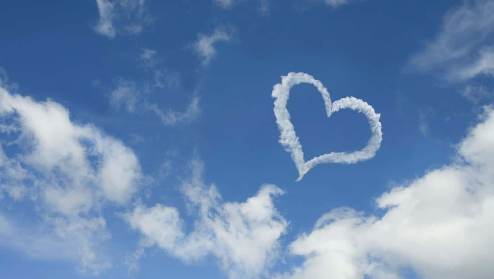 heart shape, airplane, smoke trail, HD Desktop Wallpaper