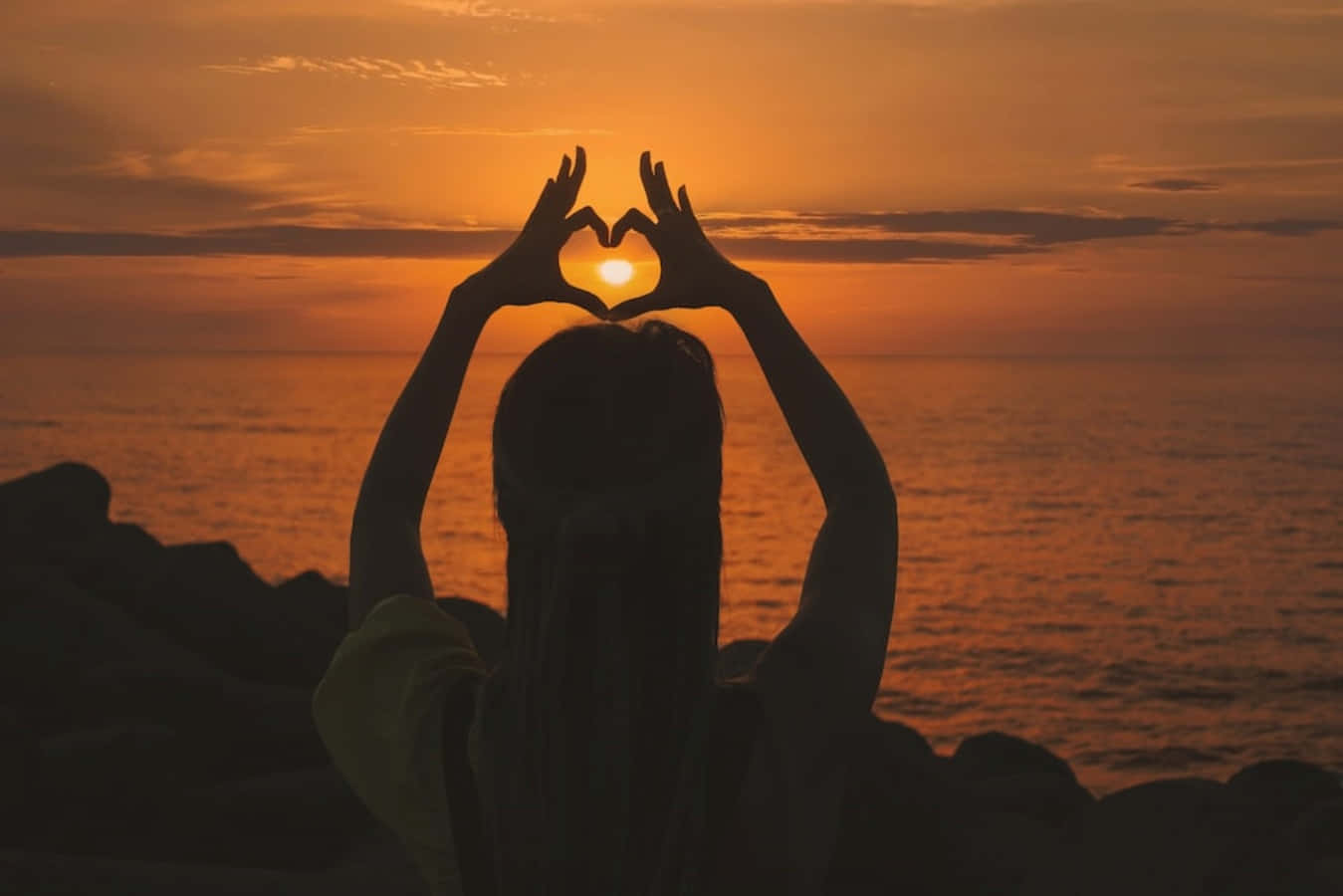Heart Silhouette, fiery sunset, glowing sun, HD Desktop Wallpaper