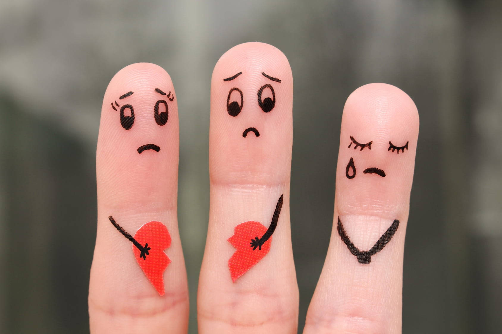 sad and broken finger heart, three fingers, sad faces, HD Desktop Wallpaper