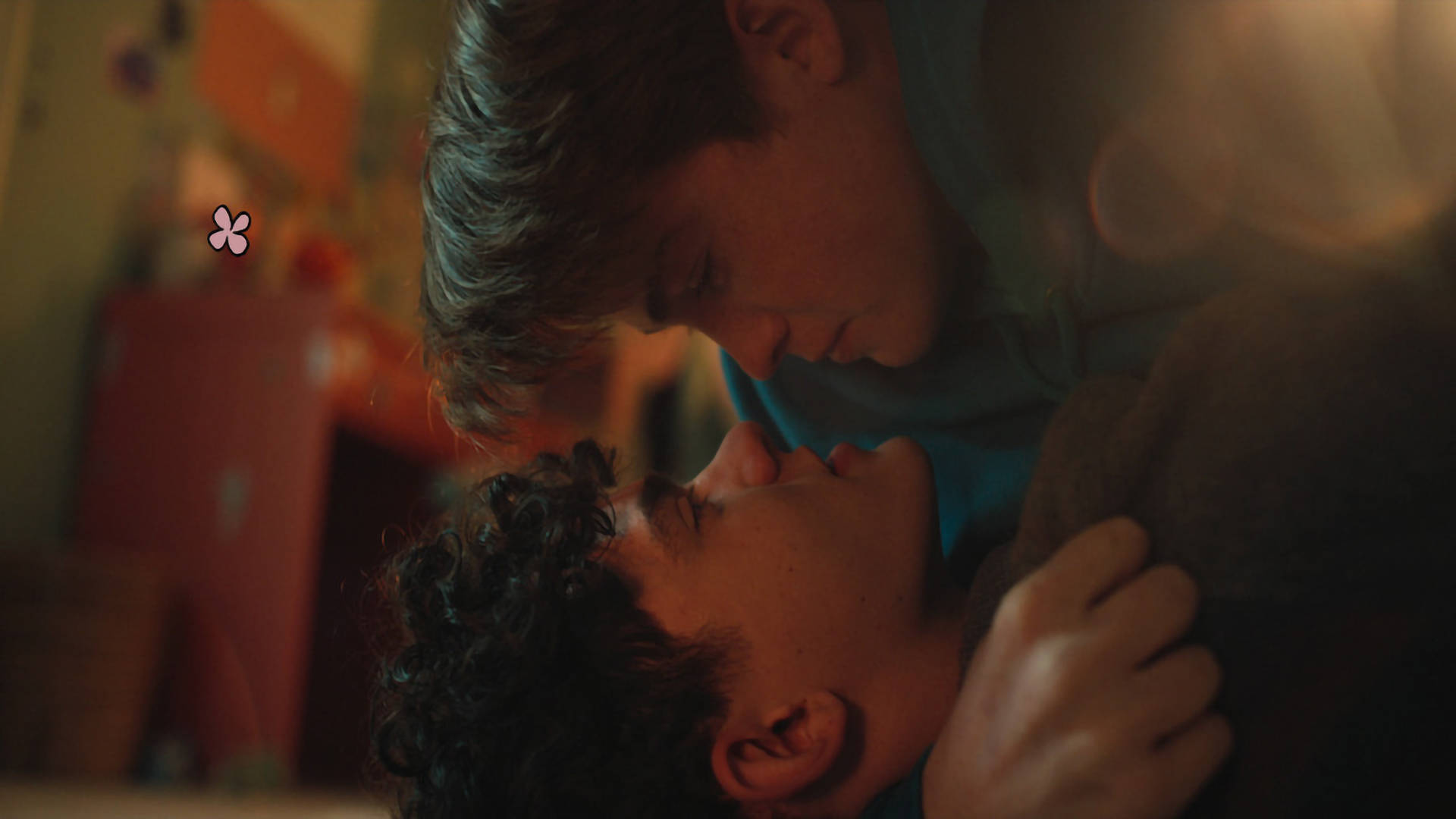 Heartstopper, romantic stare contest, young men, Full HD Desktop Wallpaper