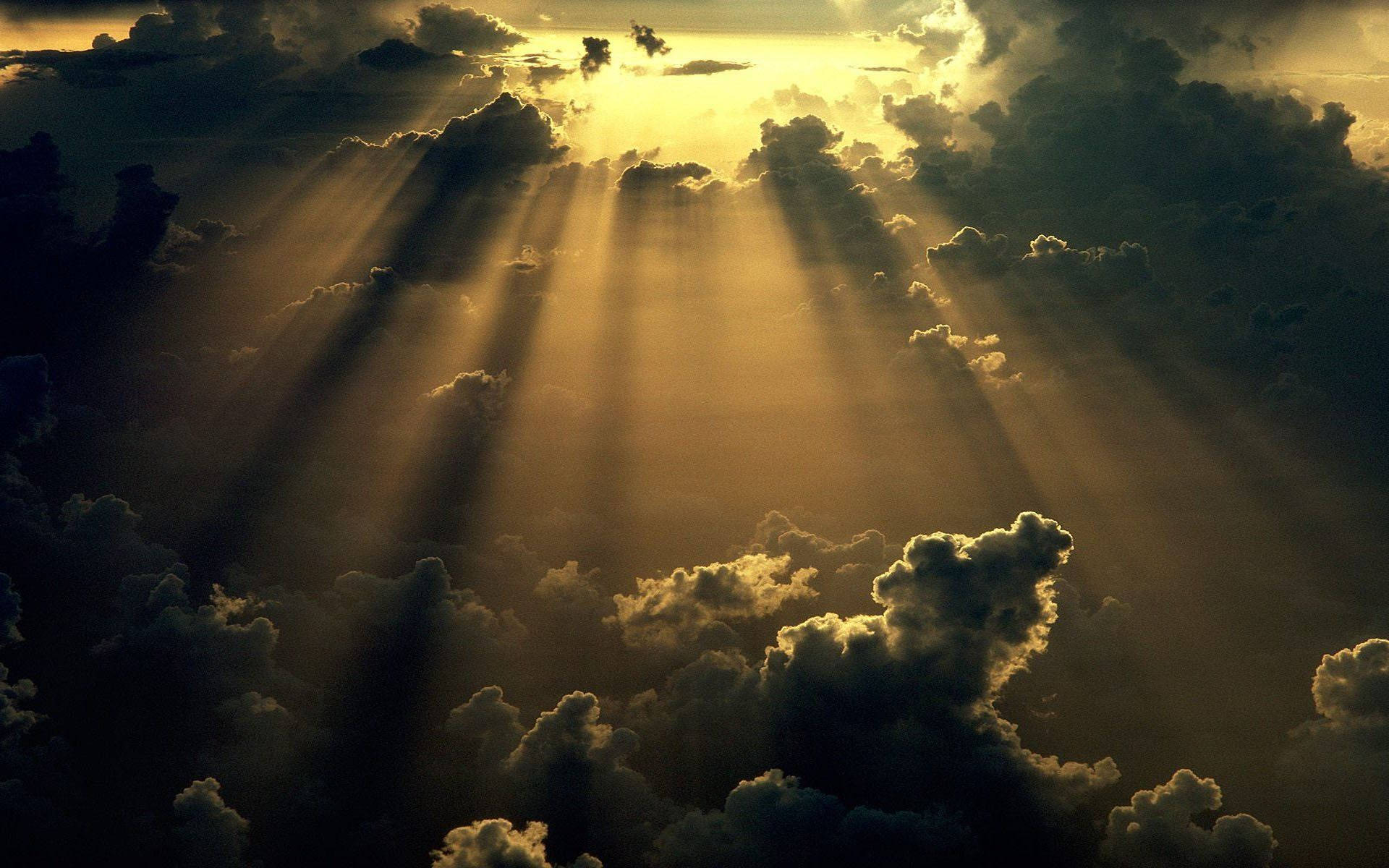Heaven in the Clouds, Golden sunbeams, dramatic dark clouds, Full HD Desktop Wallpaper