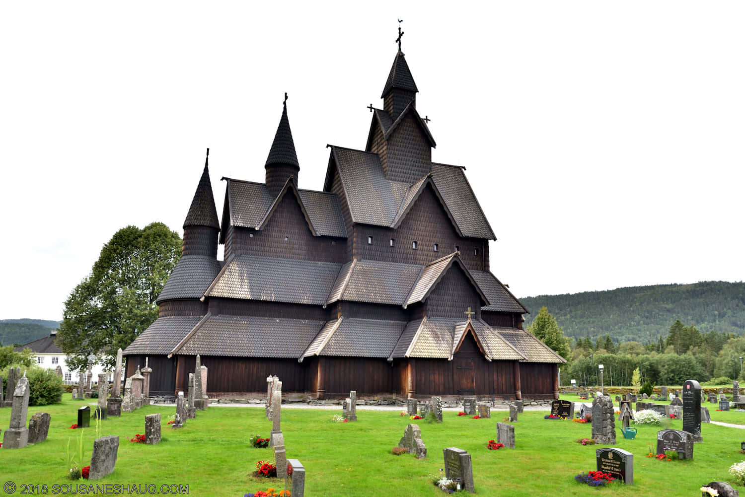 Heddal Stave Church, graveyard, roses, HD Desktop Wallpaper