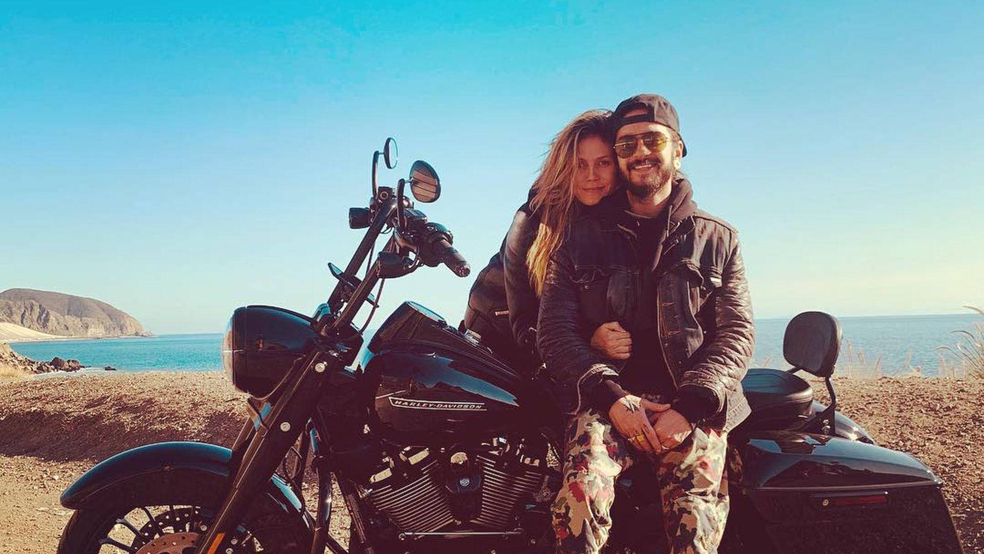 Heidi Klum, husband, black motorcycle, Full HD Desktop Wallpaper
