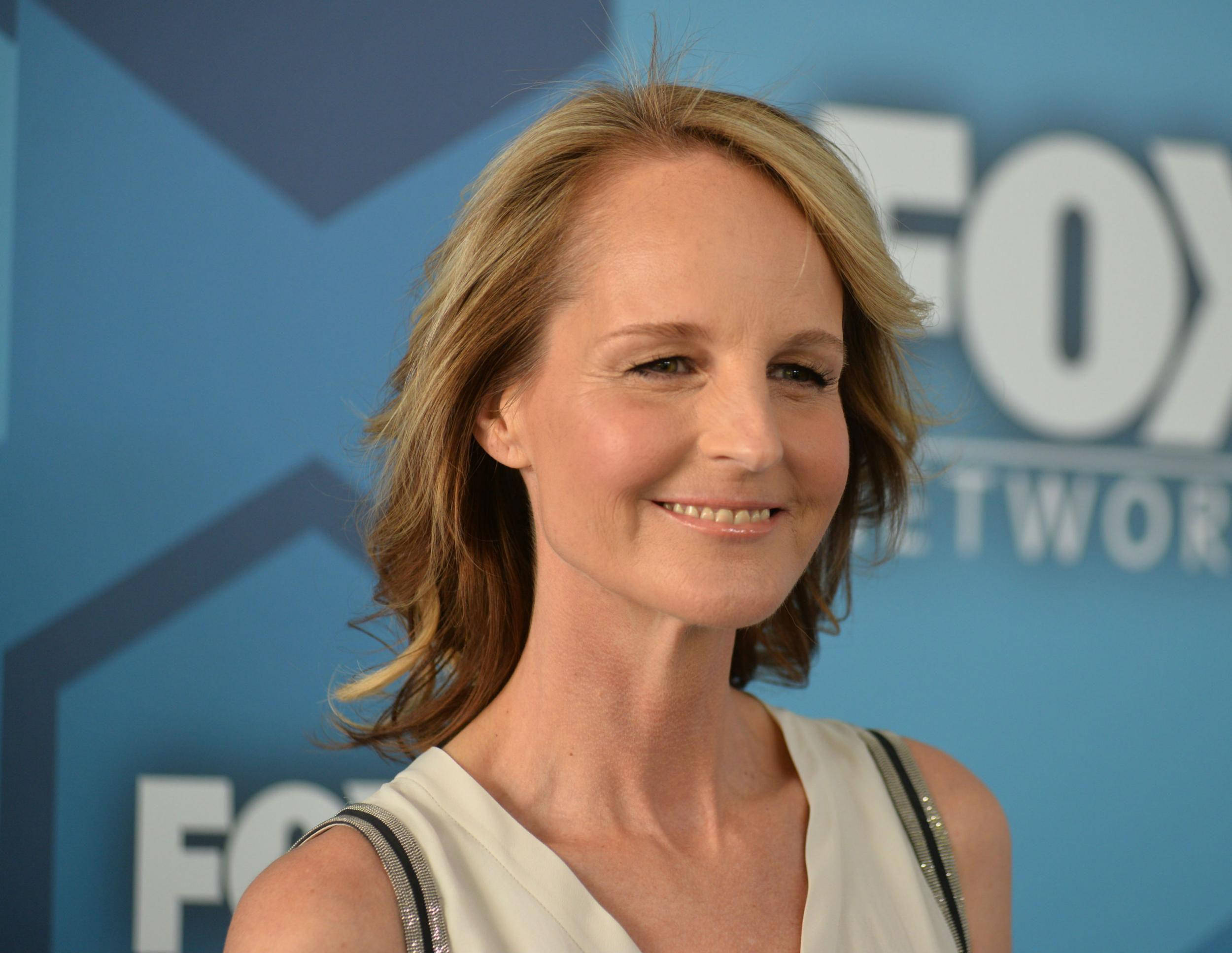 Helen Hunt, blonde hair, blue FOX Network backdrop, Full HD Desktop Wallpaper