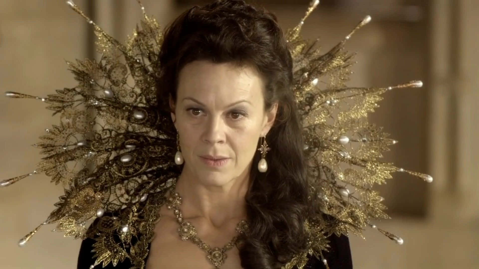 Helen McCrory, golden headdress, pearls, Full HD Desktop Wallpaper