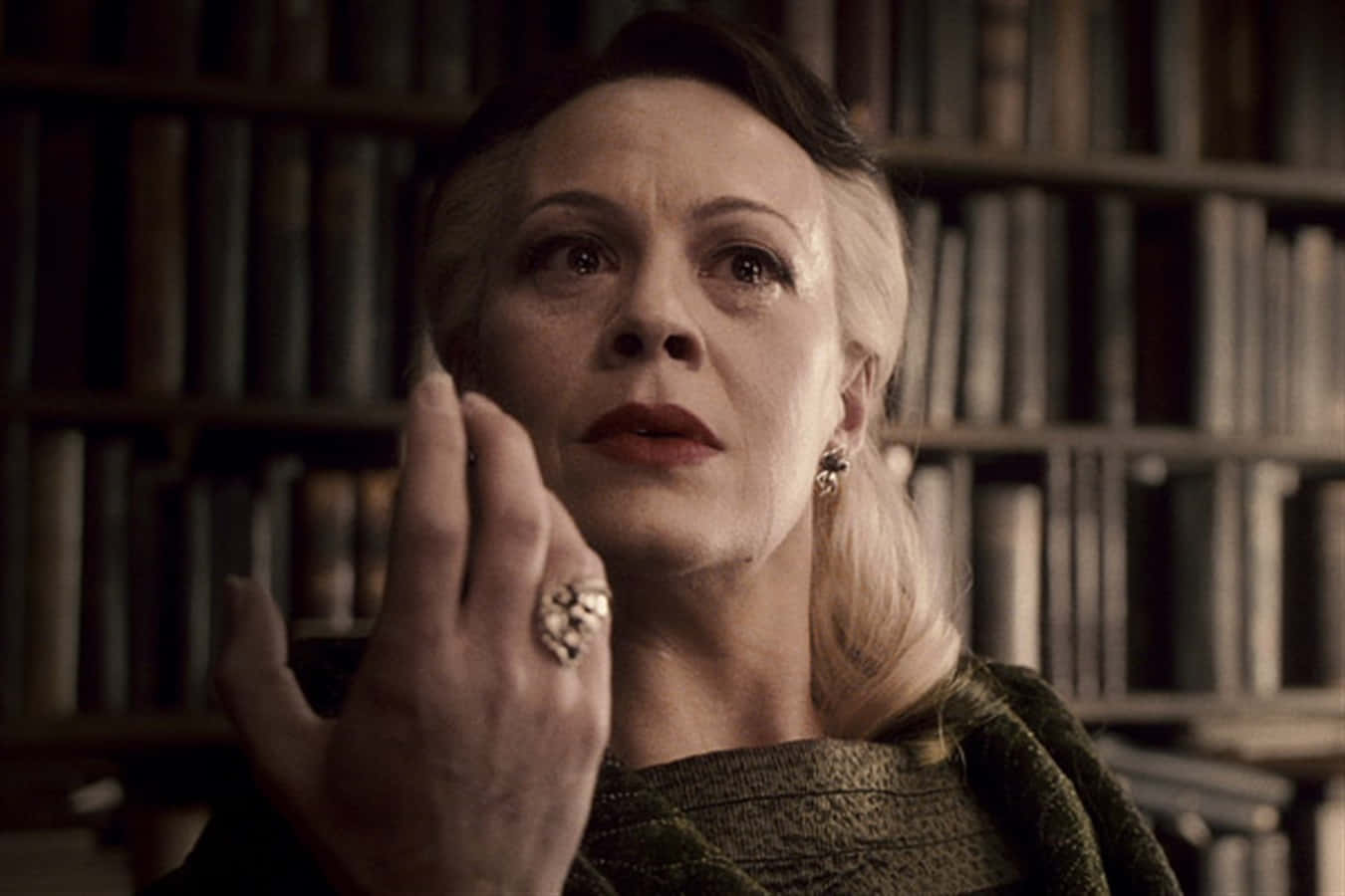 Helen Mccrory, blonde hair, ring, HD Desktop Wallpaper