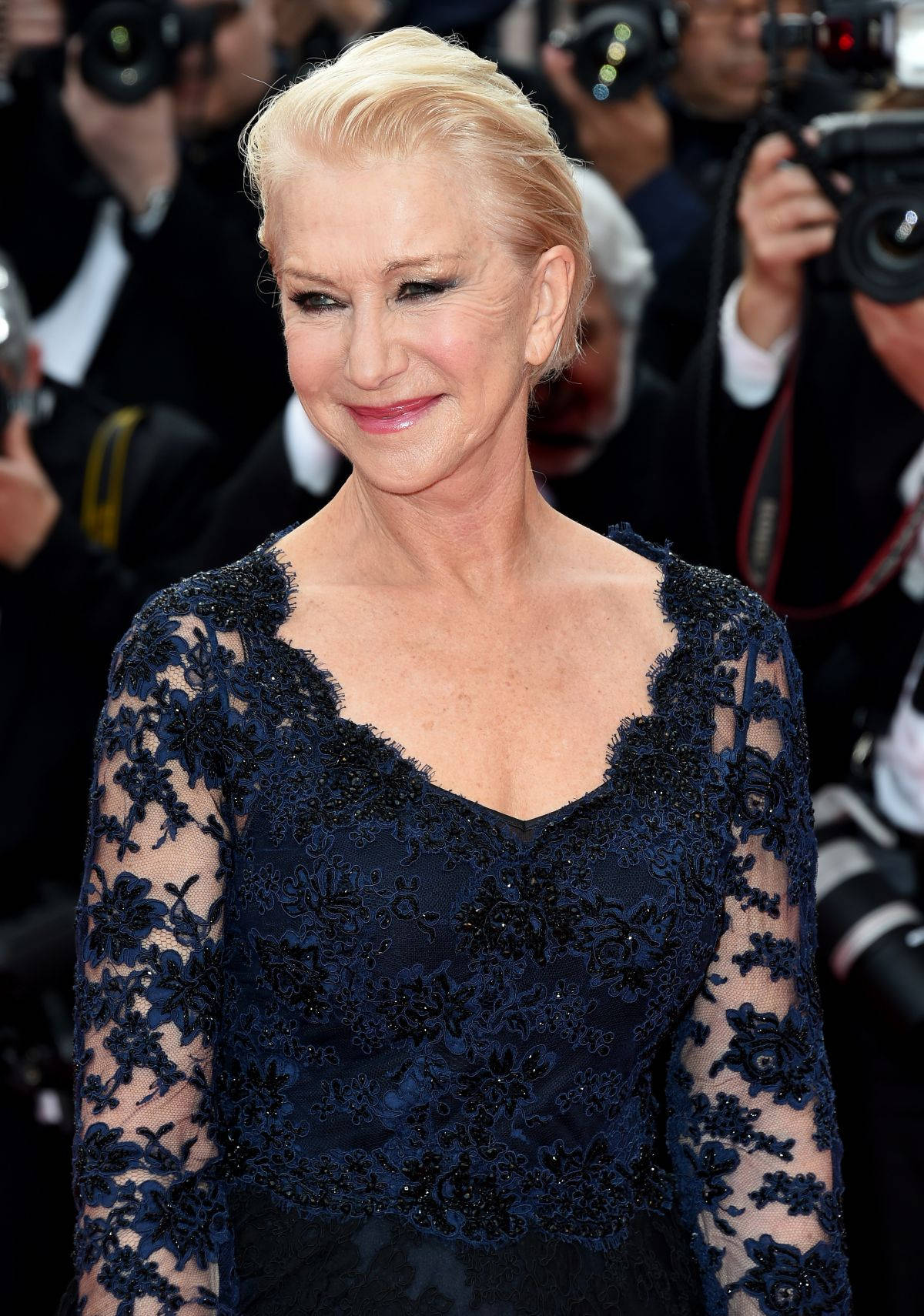 Helen Mirren, navy lace gown, red carpet event, HD Phone Wallpaper