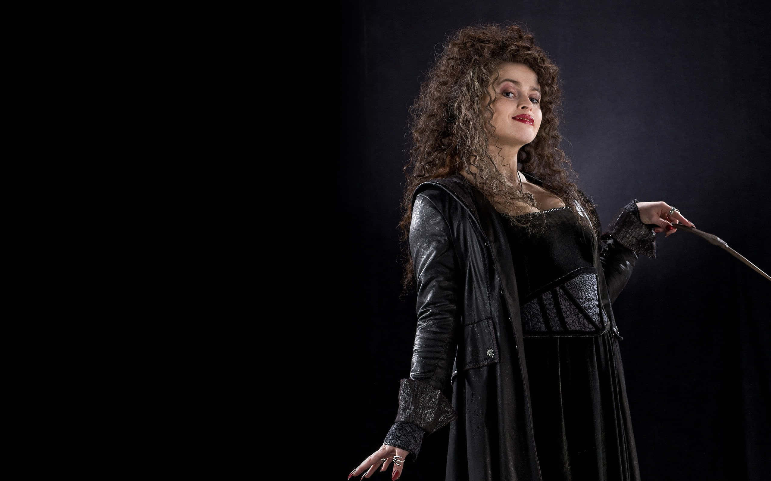 Helena Bonham Carter, gothic inspired attire, black leather outfit, 2K Desktop Wallpaper