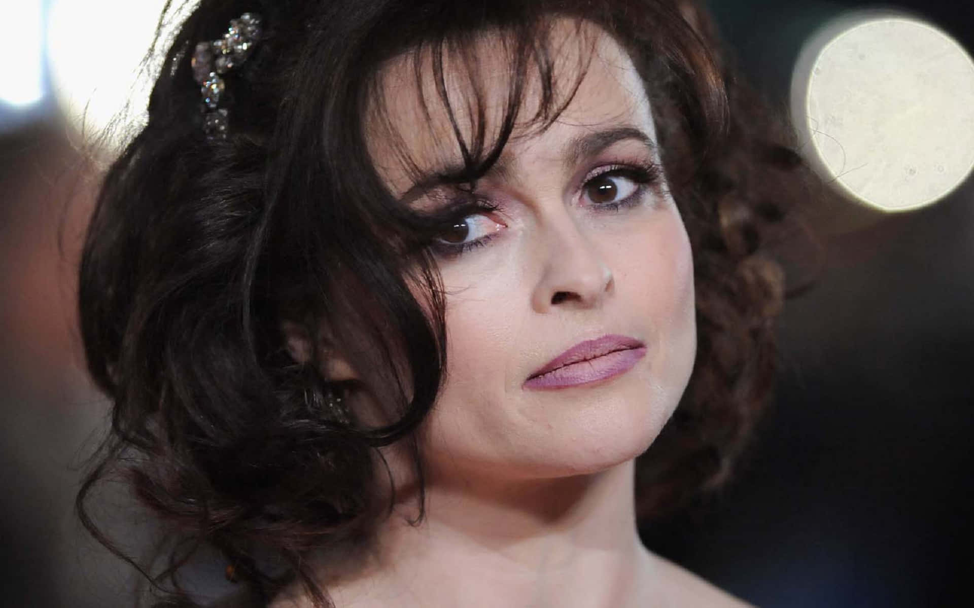 Helena Bonham Carter, red carpet event, dark wavy hair, Full HD Desktop Wallpaper