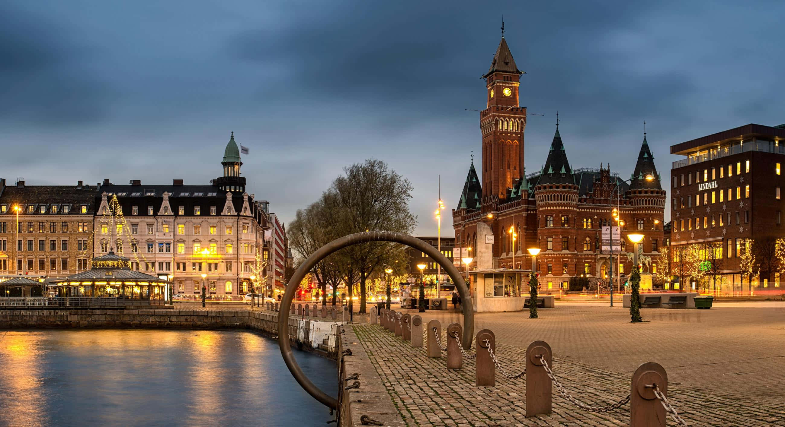 Helsingborg, twilight, waterfront cityscape, 2K Desktop Wallpaper