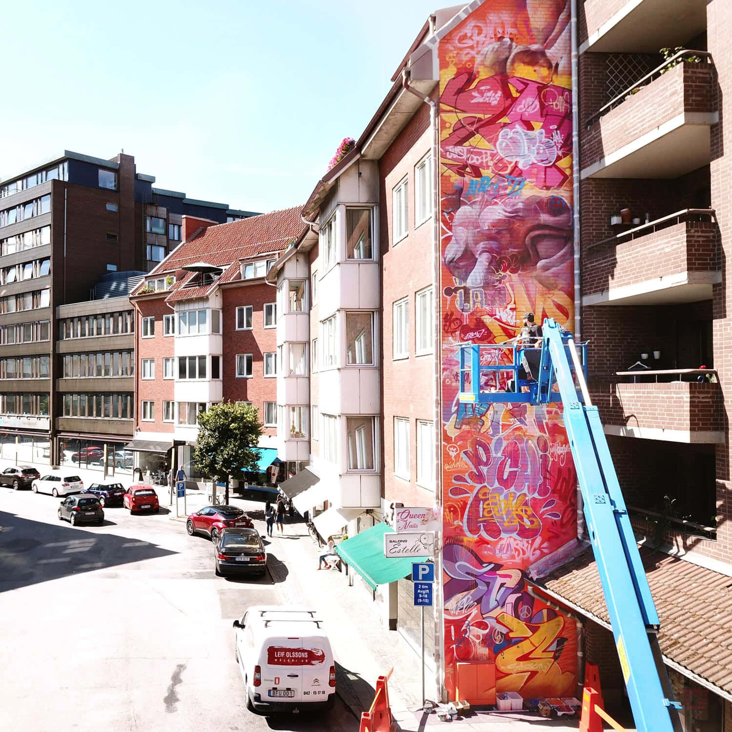 Helsingborg, street art mural, brick building facade, HD Desktop Wallpaper