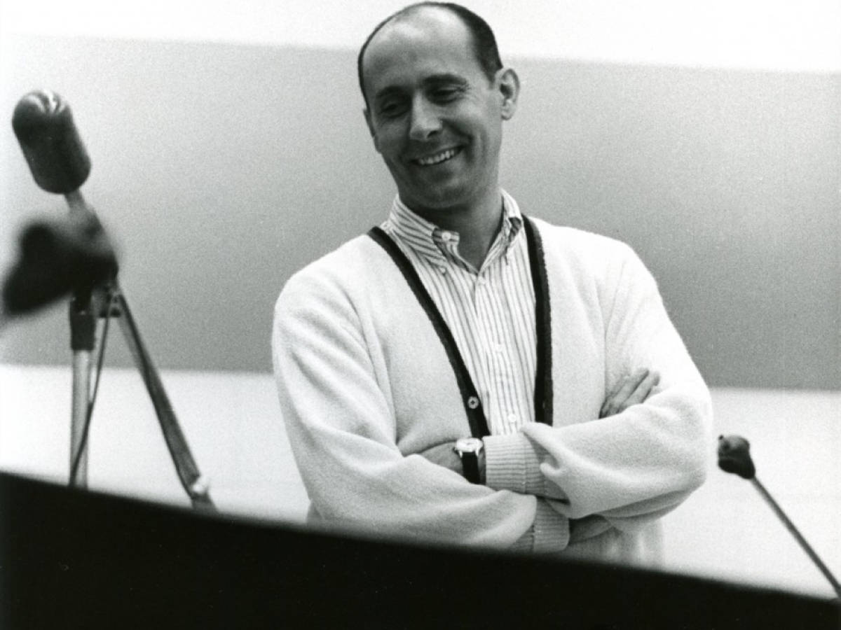 Henry Mancini, white sweater, suspenders, SD Desktop Wallpaper