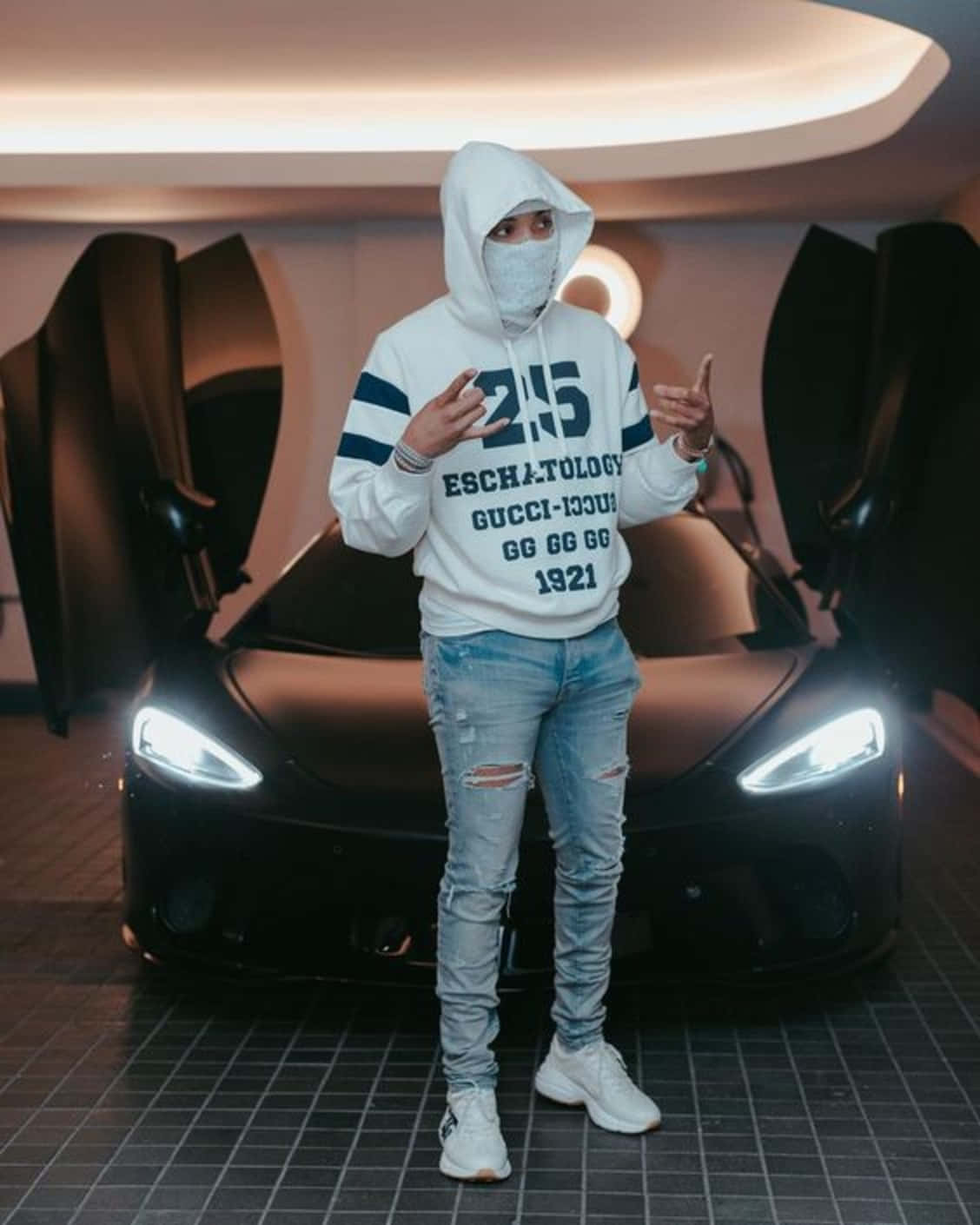 Herbo iPhone, black sports car, gull-wing doors, HD Phone Wallpaper