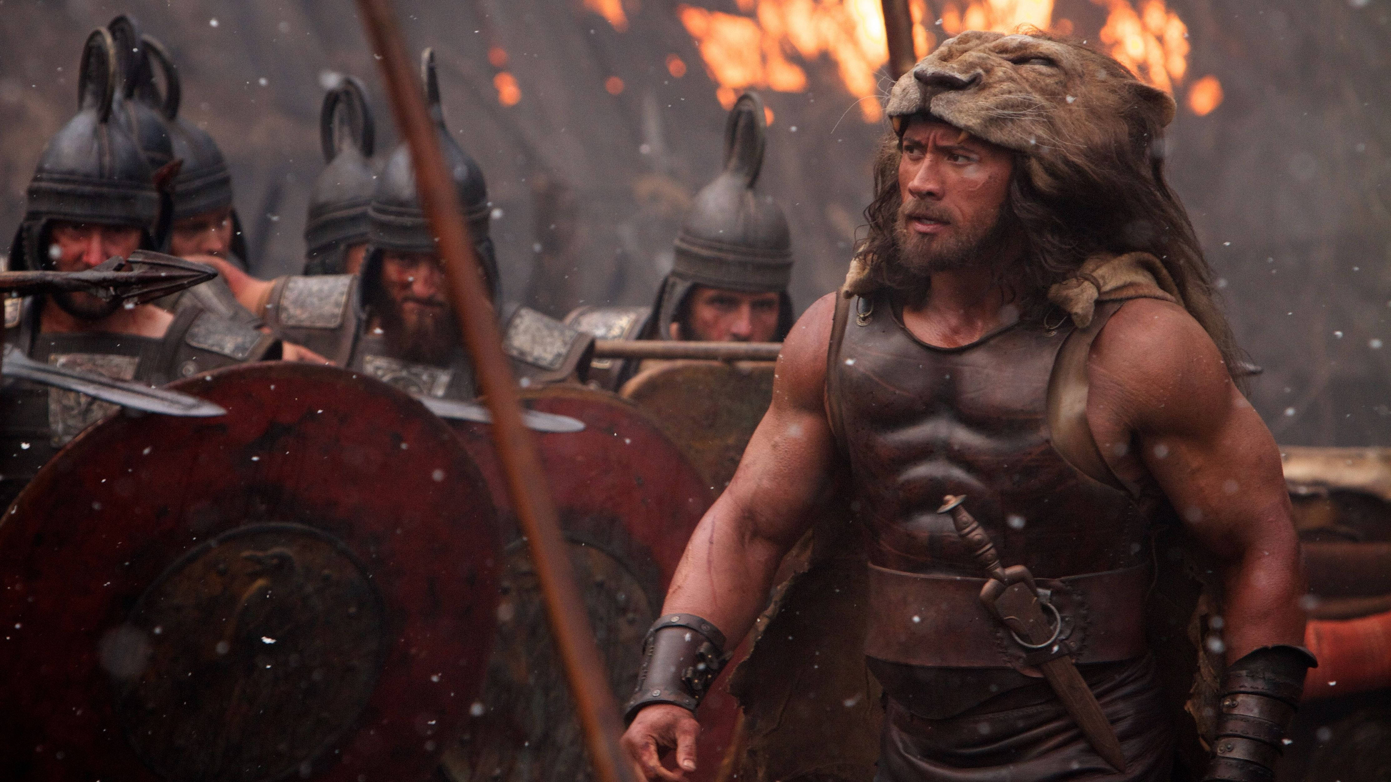 Hercules, ancient armor, snowy battlefield, 4K Desktop Wallpaper