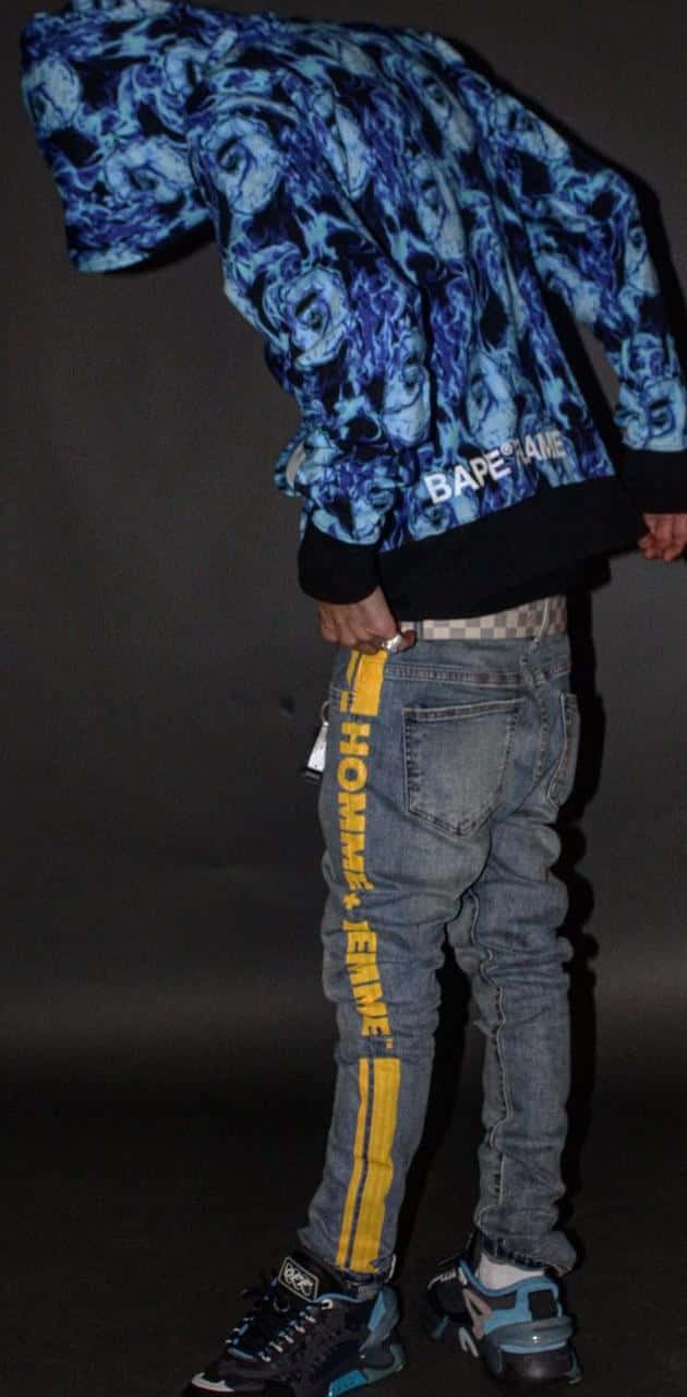 Herencia De Patrones, blue floral hoodie, branded jeans, HD Phone Wallpaper