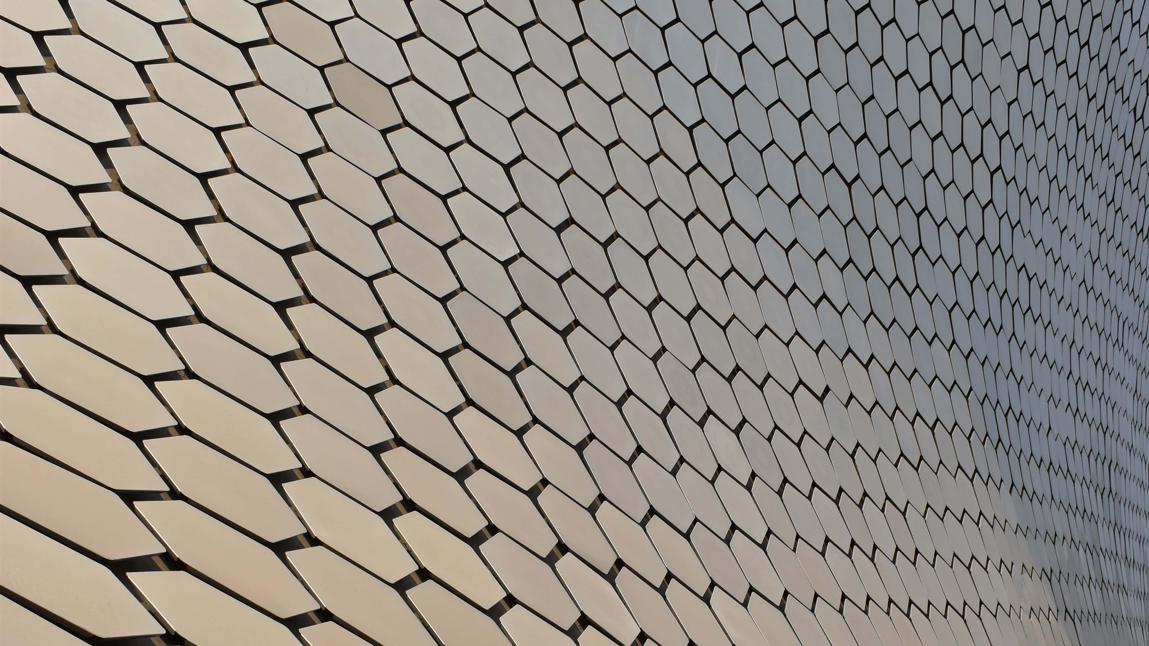 Hexagon 4K, modern building facade, repeating hexagonal metallic panels, 4K Desktop Wallpaper