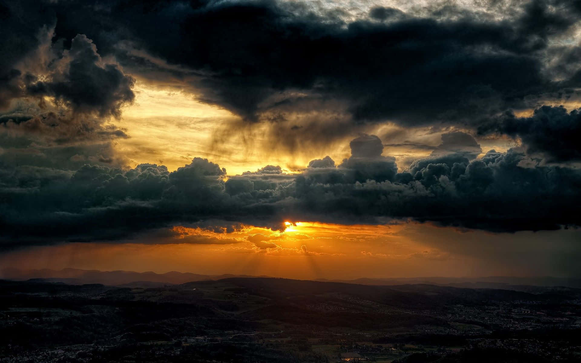 Hi Res Sky, sunburst, dark storm clouds, Full HD Desktop Wallpaper